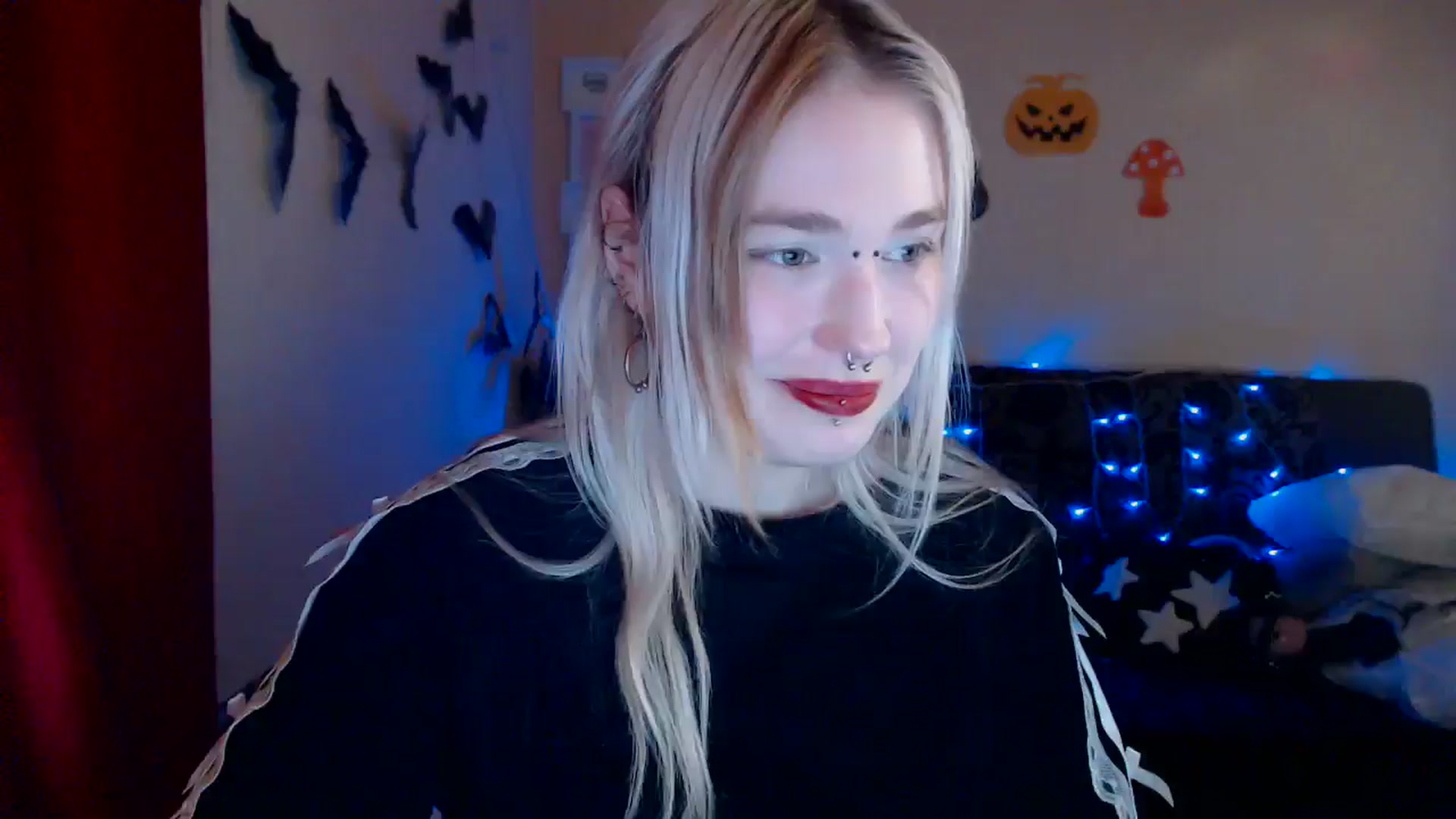 Gallery image thumbnail from Killinna's myfreecams stream on, 10/20/2024, 14:22 image 18 of 20