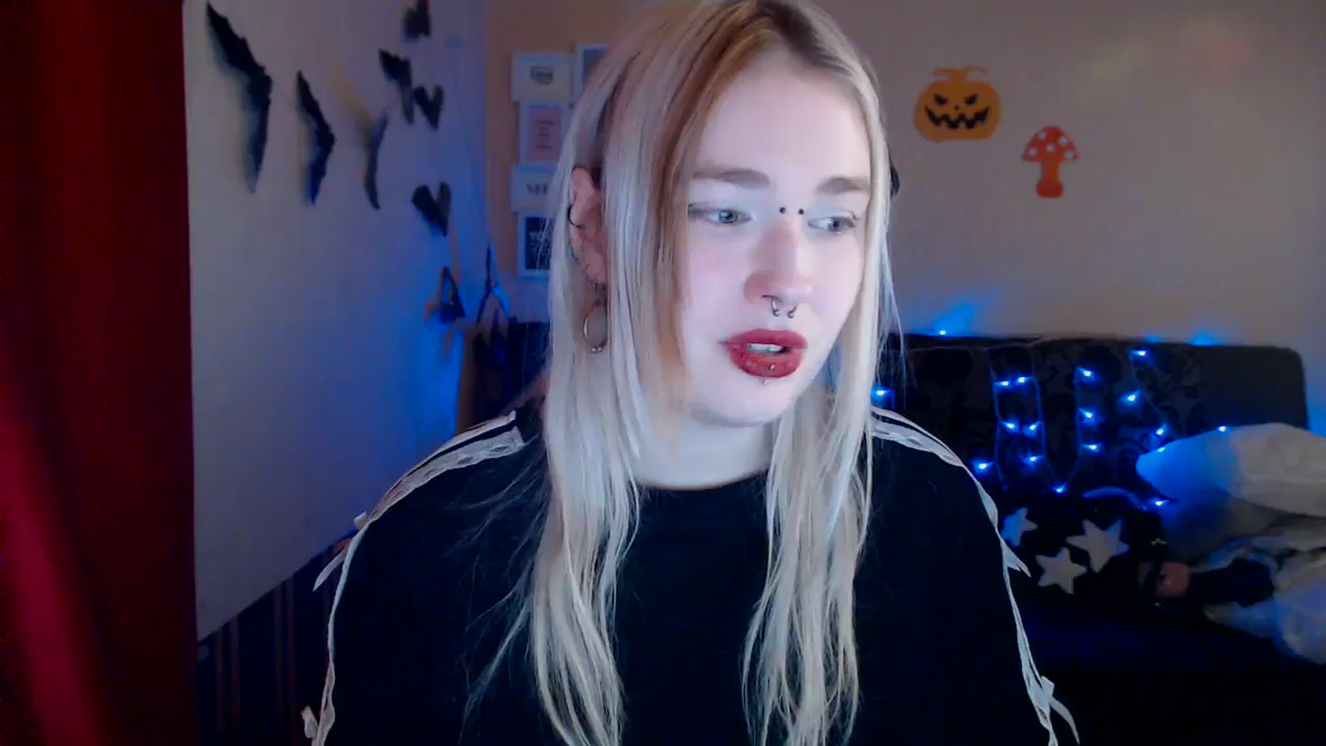 Gallery image thumbnail from Killinna's myfreecams stream on, 10/20/2024, 14:22 image 12 of 20
