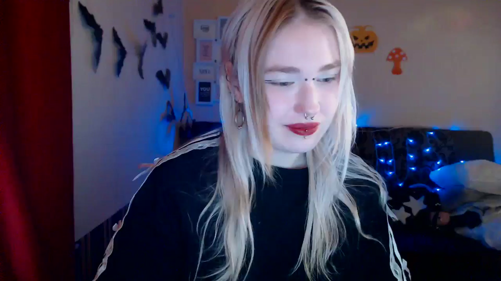 Gallery image thumbnail from Killinna's myfreecams stream on, 10/20/2024, 14:22 image 19 of 20