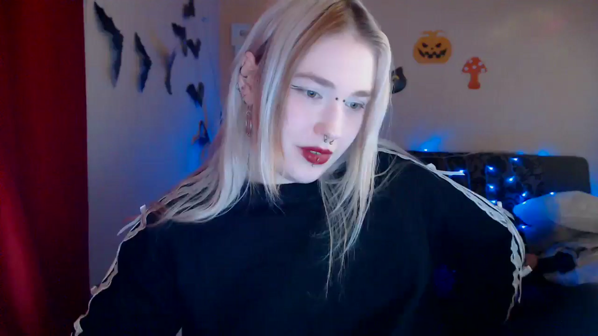 Gallery image thumbnail from Killinna's myfreecams stream on, 10/20/2024, 14:22 image 1 of 20