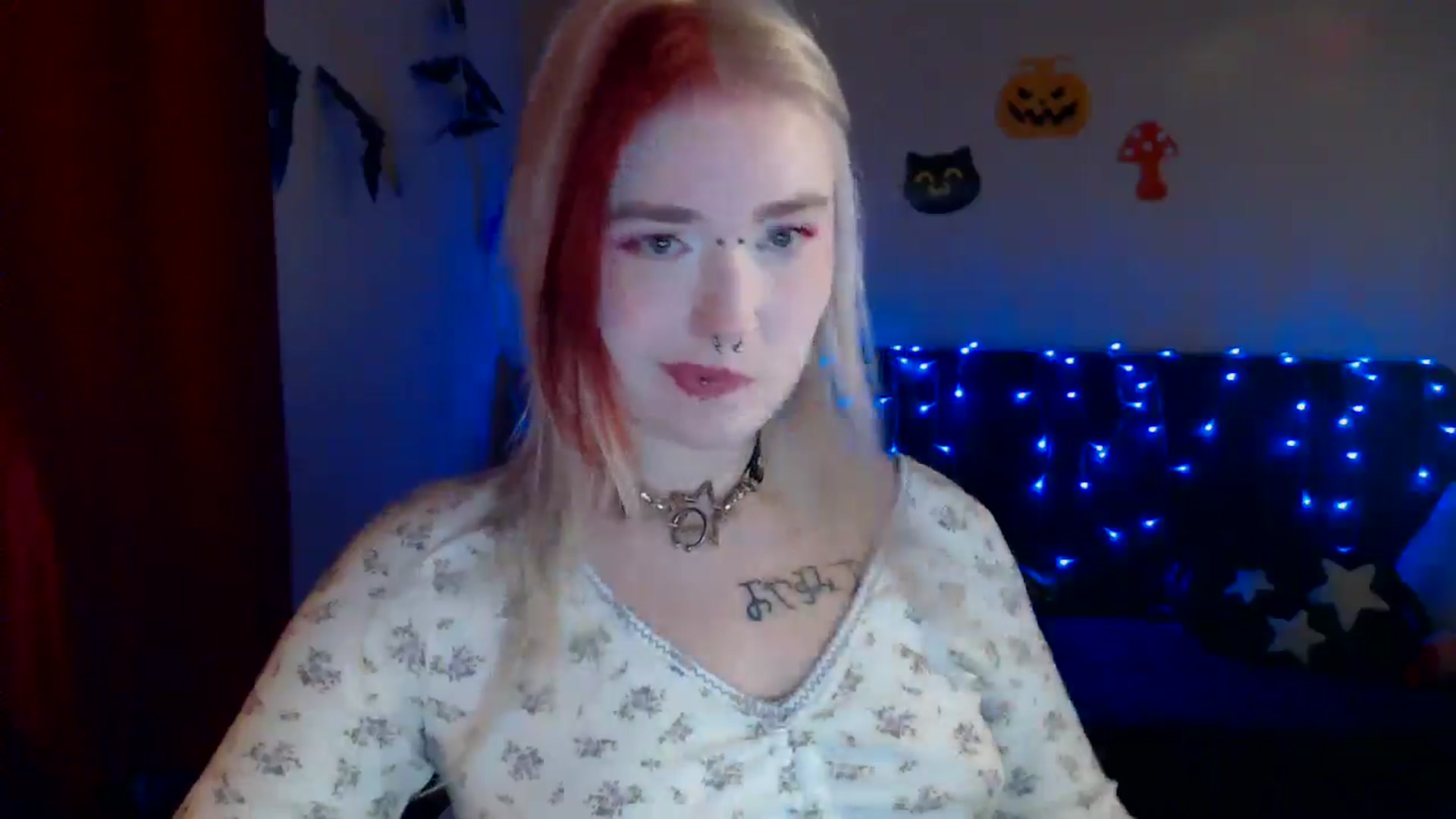 Gallery image thumbnail from Killinna's myfreecams stream on, 10/23/2024, 14:36 image 11 of 20