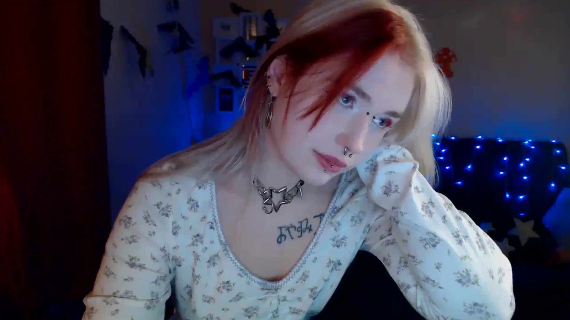 Gallery image thumbnail from Killinna's myfreecams stream on, 10/23/2024, 14:36 image 20 of 20