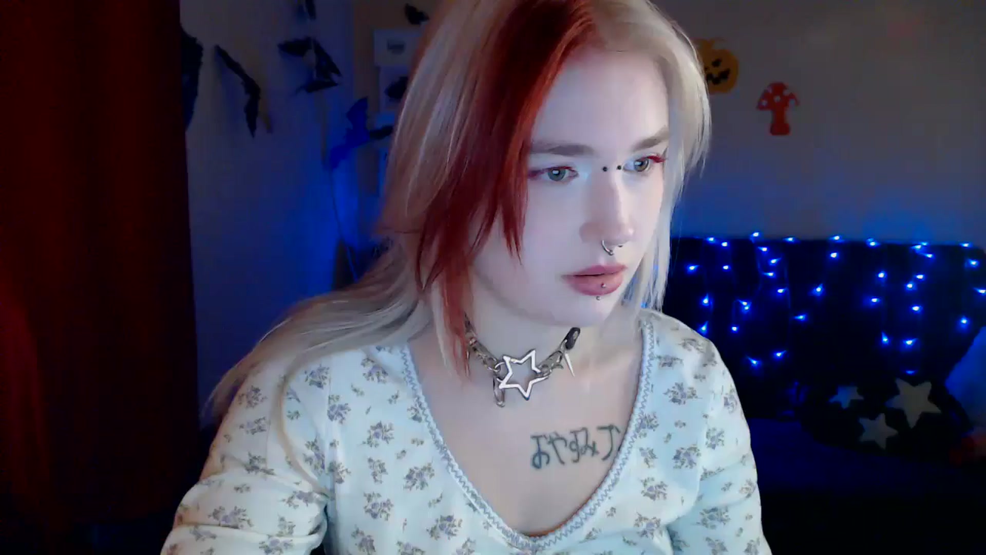 Gallery image thumbnail from Killinna's myfreecams stream on, 10/23/2024, 14:36 image 6 of 20