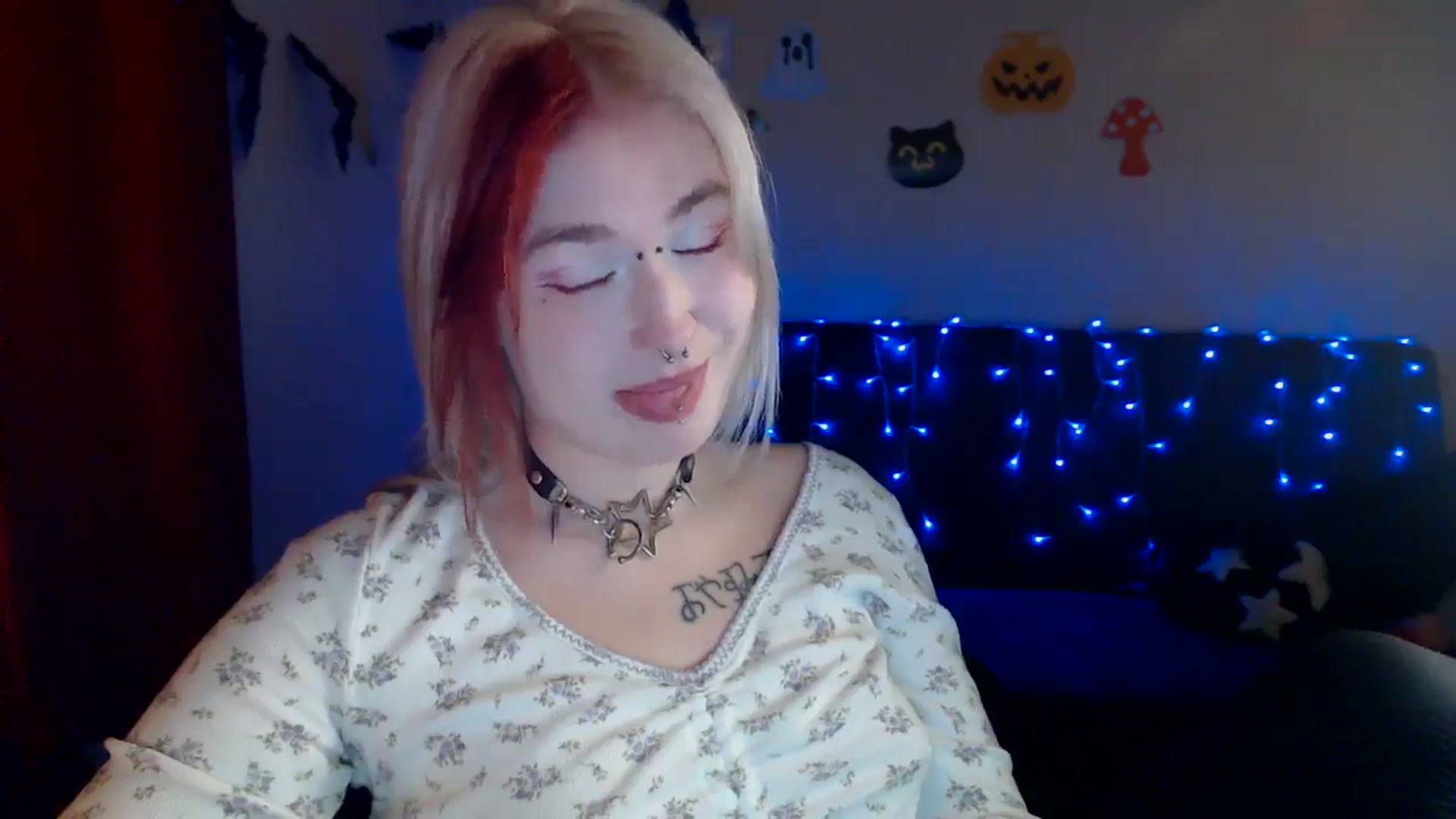 Gallery image thumbnail from Killinna's myfreecams stream on, 10/23/2024, 16:26 image 11 of 20