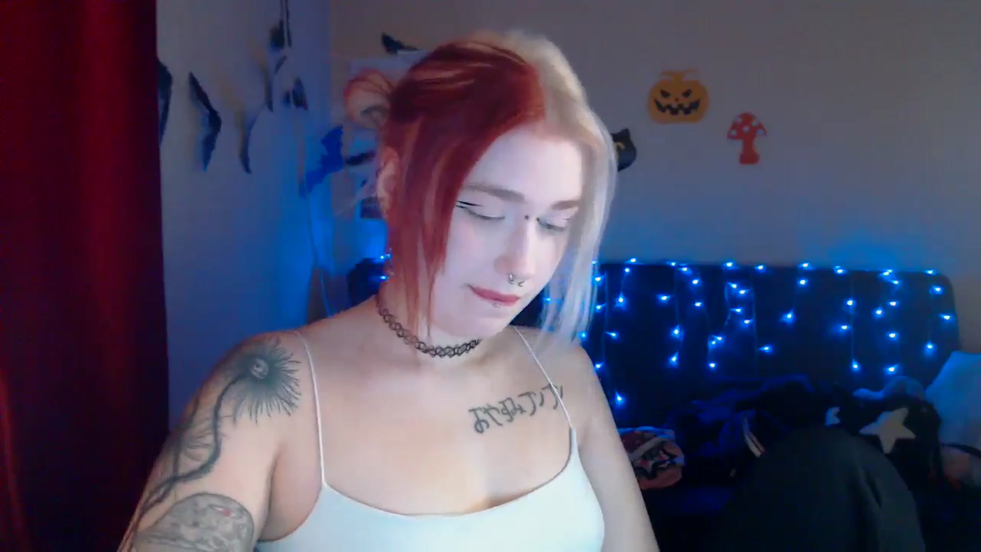 Gallery image thumbnail from Killinna's myfreecams stream on, 10/24/2024, 14:01 image 8 of 20