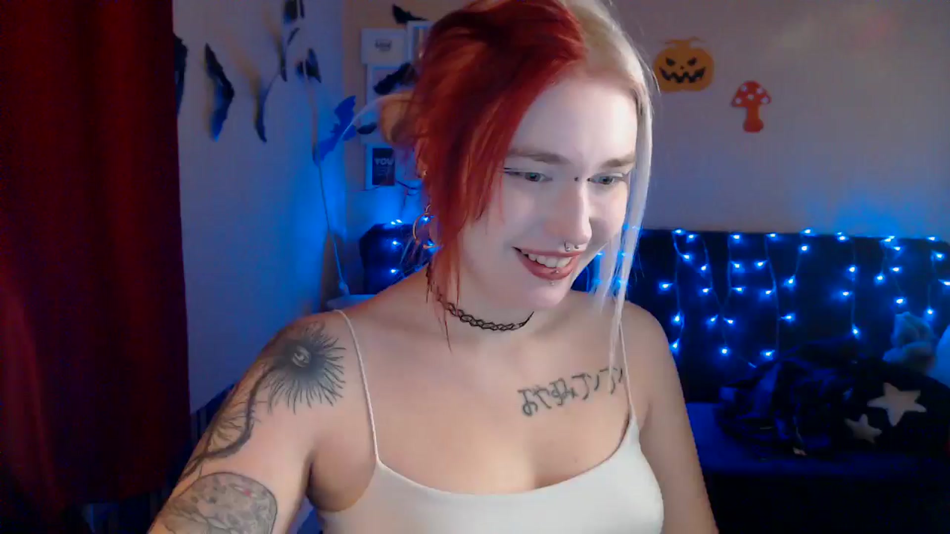 Gallery image thumbnail from Killinna's myfreecams stream on, 10/24/2024, 16:15 image 15 of 20
