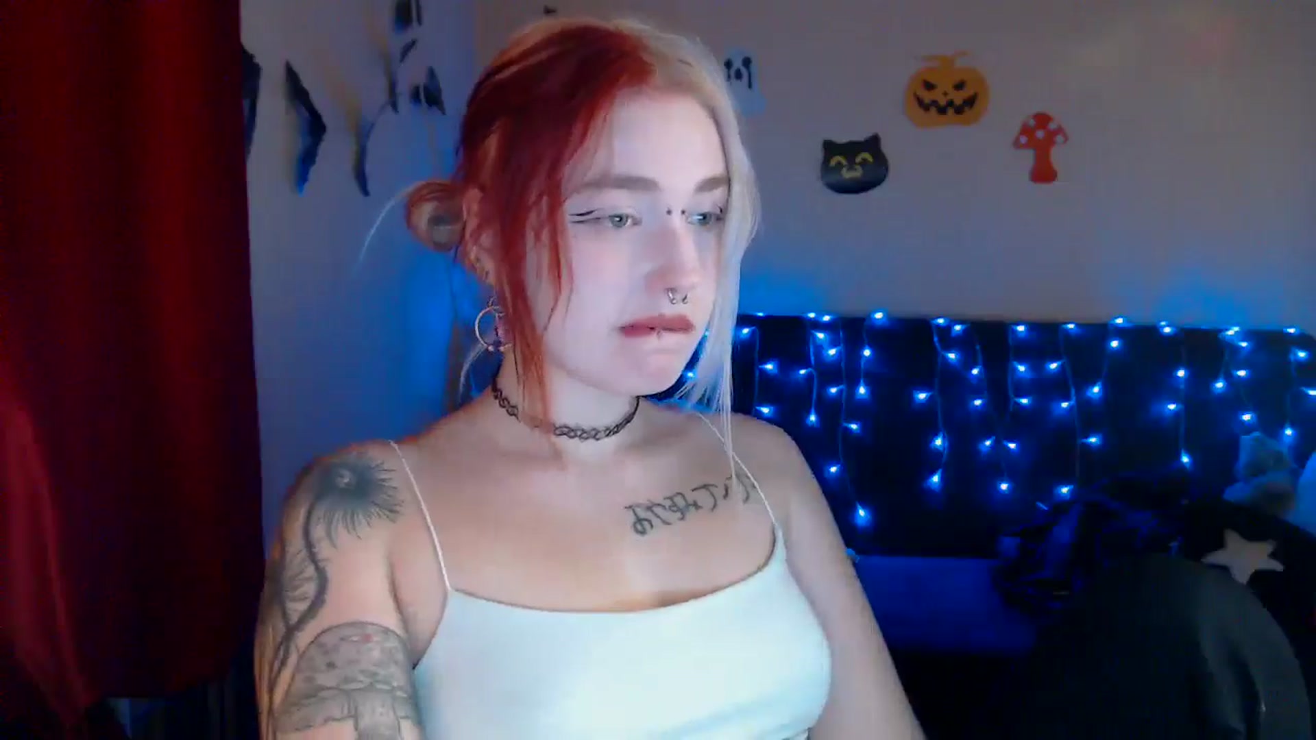 Gallery image thumbnail from Killinna's myfreecams stream on, 10/24/2024, 16:15 image 6 of 20