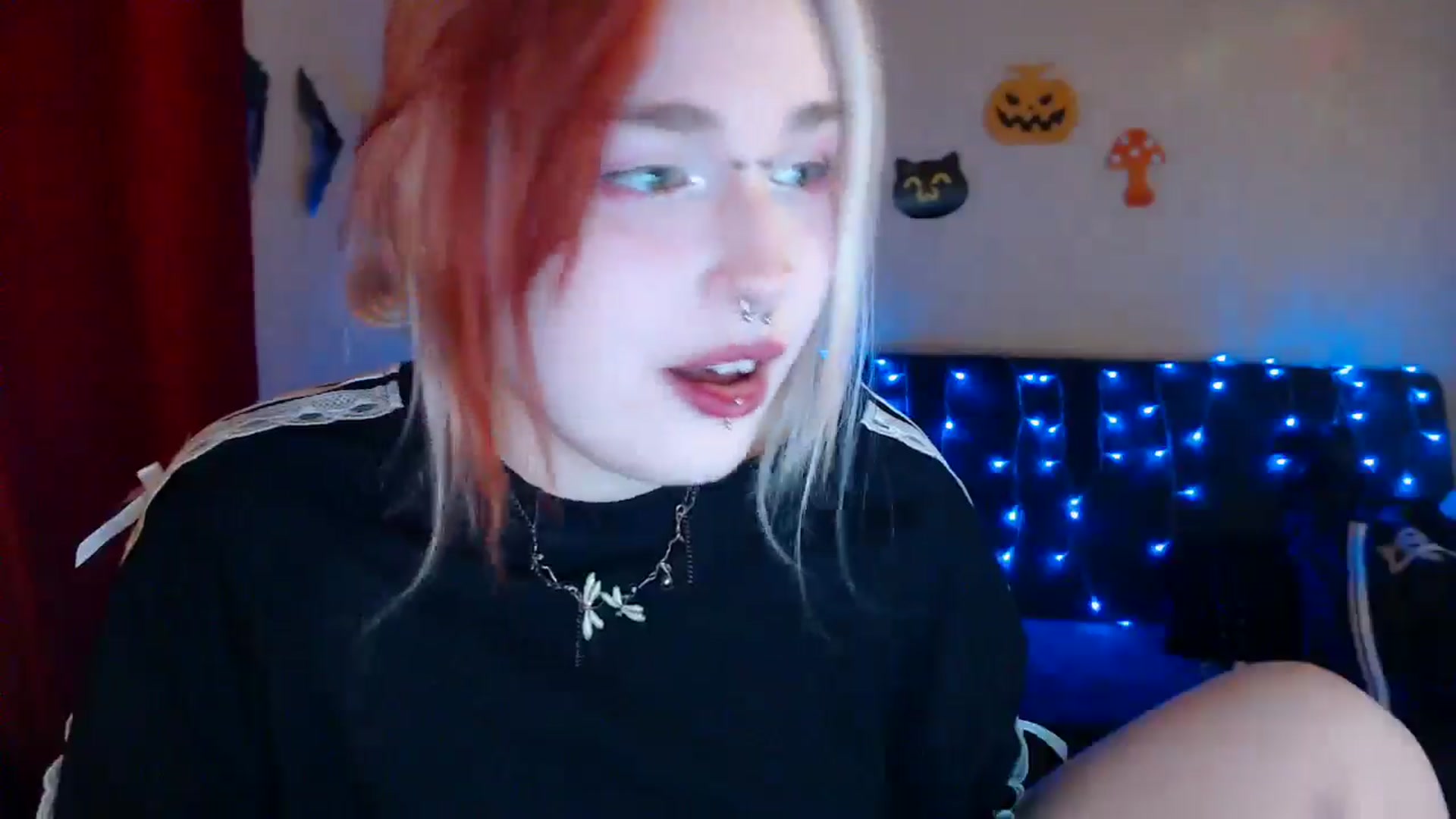 Gallery image thumbnail from Killinna's myfreecams stream on, 10/25/2024, 15:00 image 18 of 20