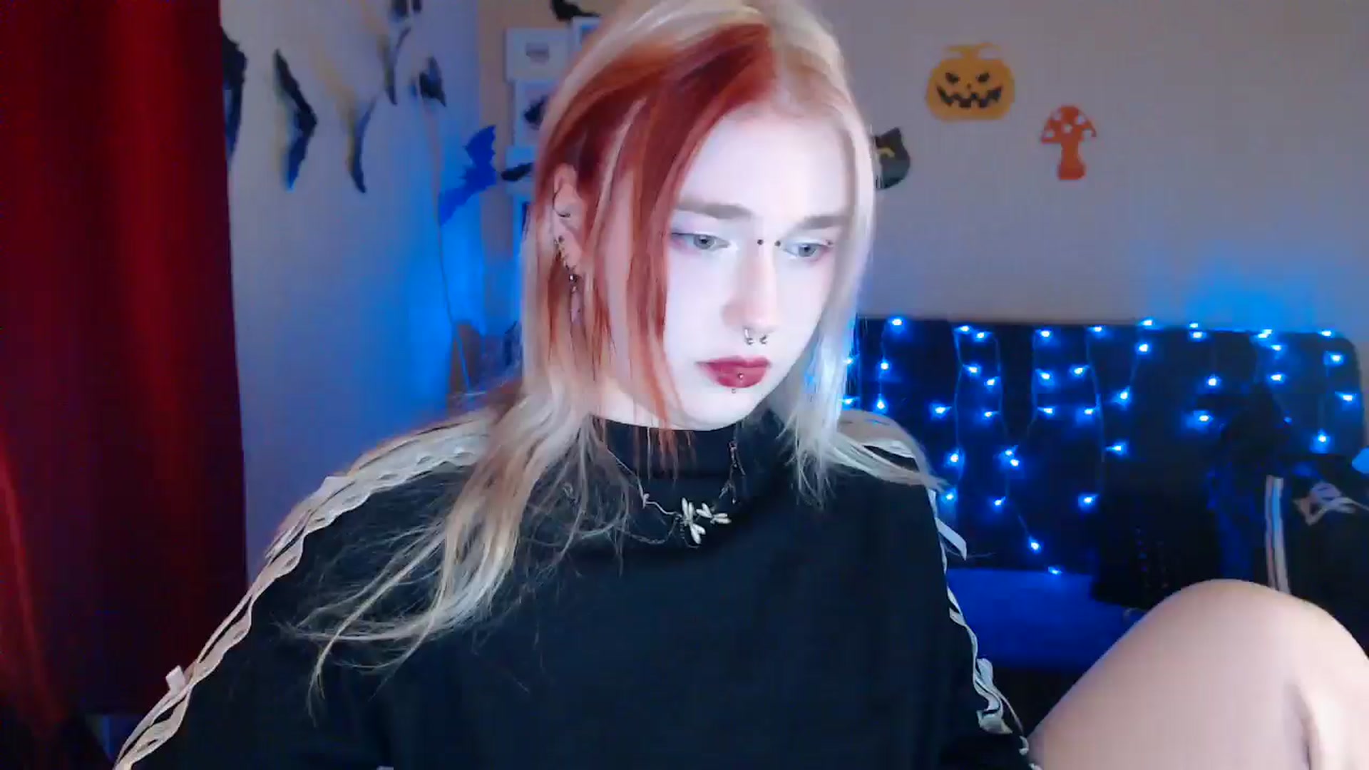 Gallery image thumbnail from Killinna's myfreecams stream on, 10/25/2024, 15:00 image 1 of 20