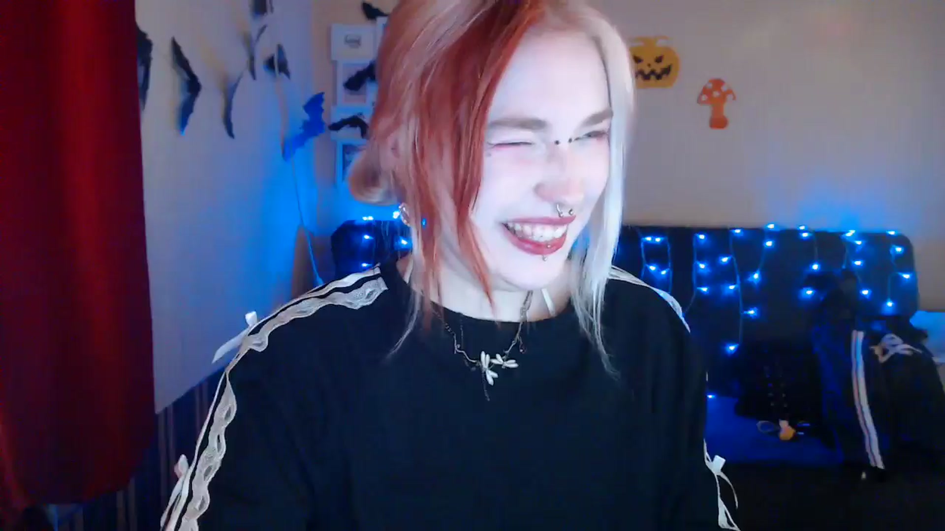 Gallery image thumbnail from Killinna's myfreecams stream on, 10/25/2024, 15:00 image 19 of 20