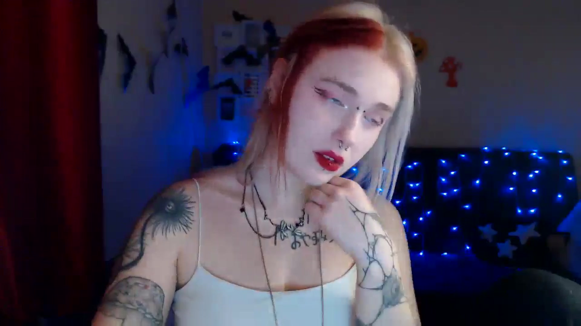 Gallery image thumbnail from Killinna's myfreecams stream on, 10/29/2024, 15:27 image 3 of 20