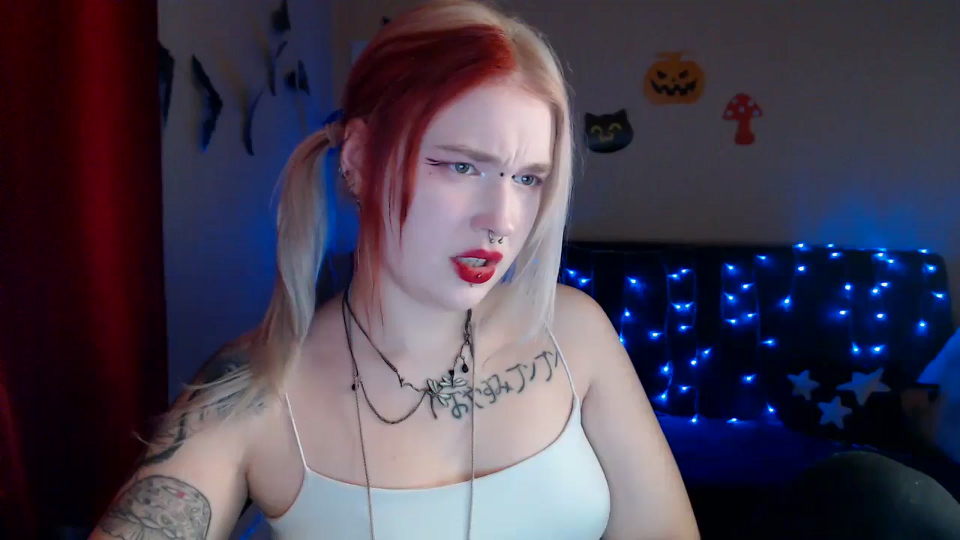 Gallery image thumbnail from Killinna's myfreecams stream on, 10/29/2024, 15:27 image 5 of 20
