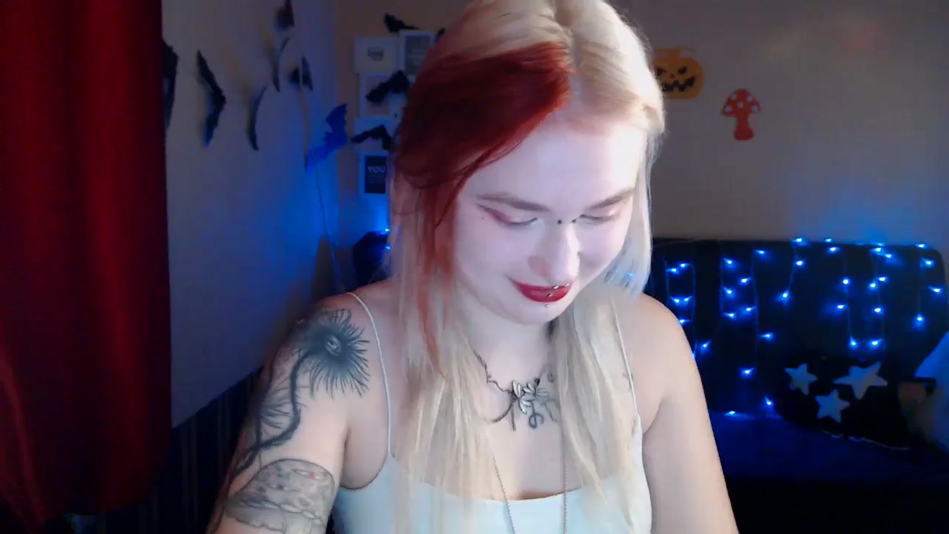 Gallery image thumbnail from Killinna's myfreecams stream on, 10/29/2024, 15:27 image 16 of 20