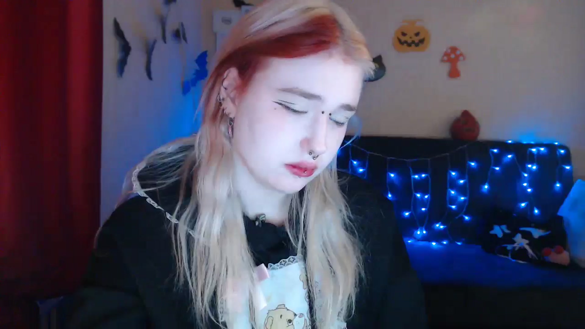 Gallery image thumbnail from Killinna's myfreecams stream on, 11/02/2024, 16:16 image 17 of 20
