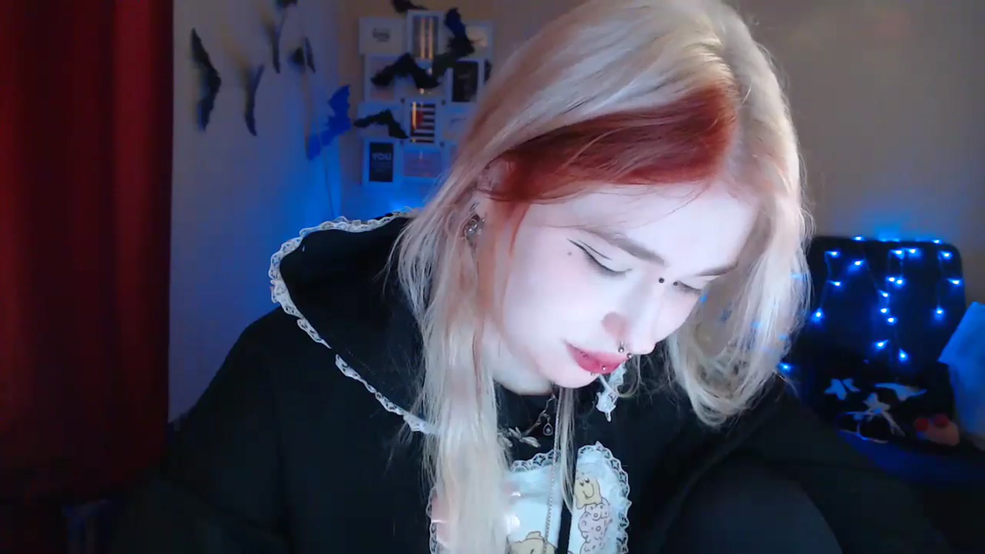 Gallery image thumbnail from Killinna's myfreecams stream on, 11/02/2024, 16:16 image 9 of 20