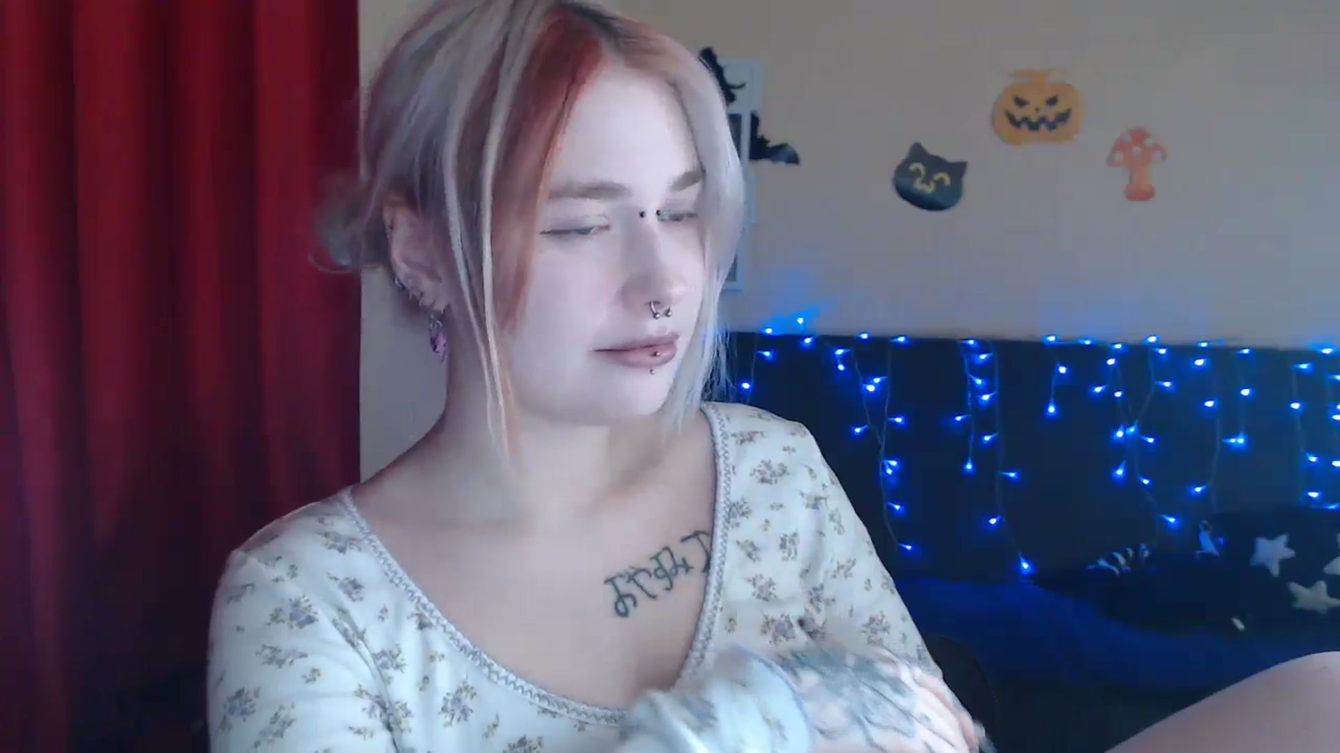 Gallery image thumbnail from Killinna's myfreecams stream on, 11/17/2024, 15:38 image 18 of 20