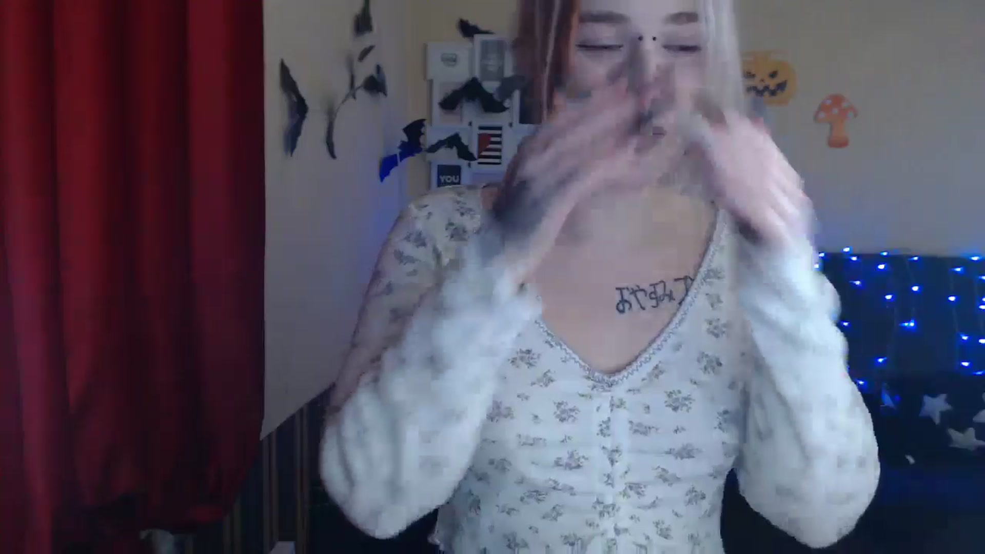 Gallery image thumbnail from Killinna's myfreecams stream on, 11/17/2024, 15:38 image 17 of 20