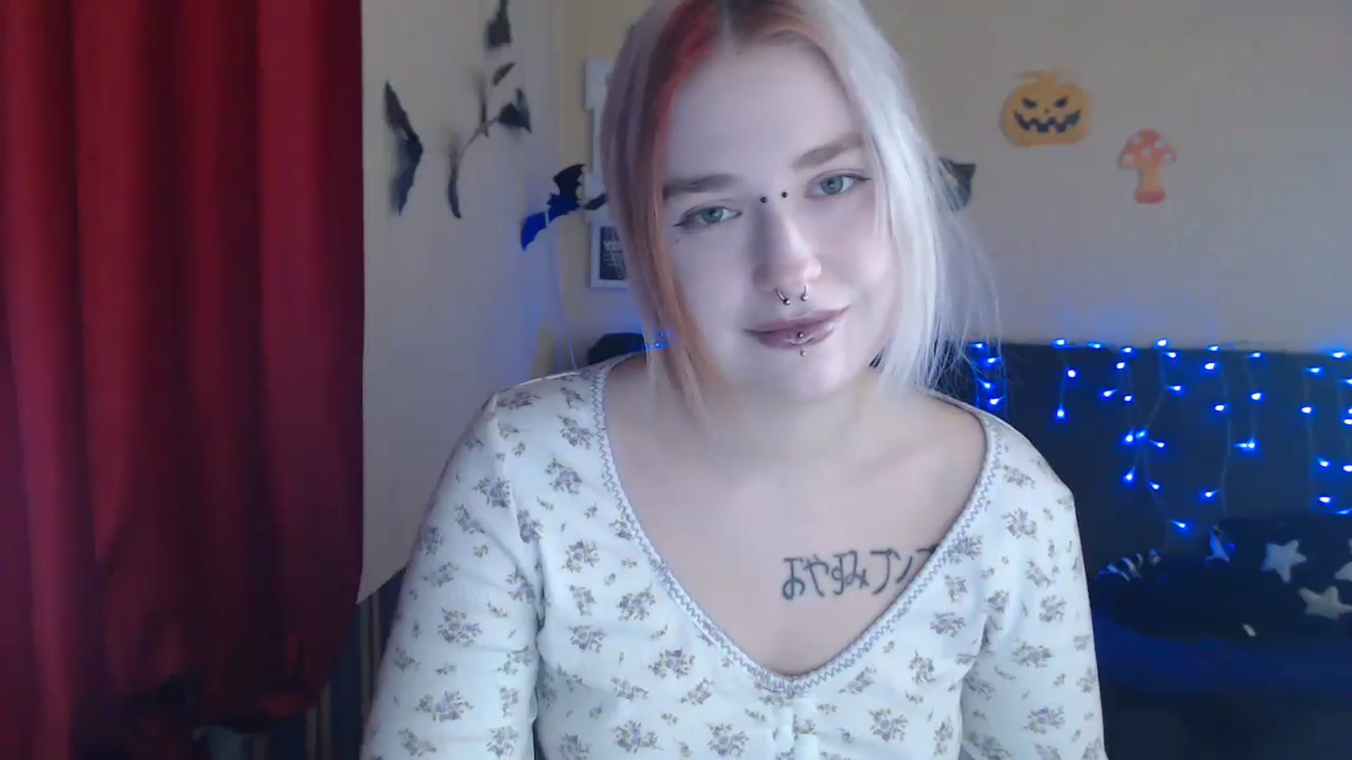 Gallery image thumbnail from Killinna's myfreecams stream on, 11/17/2024, 15:38 image 9 of 20