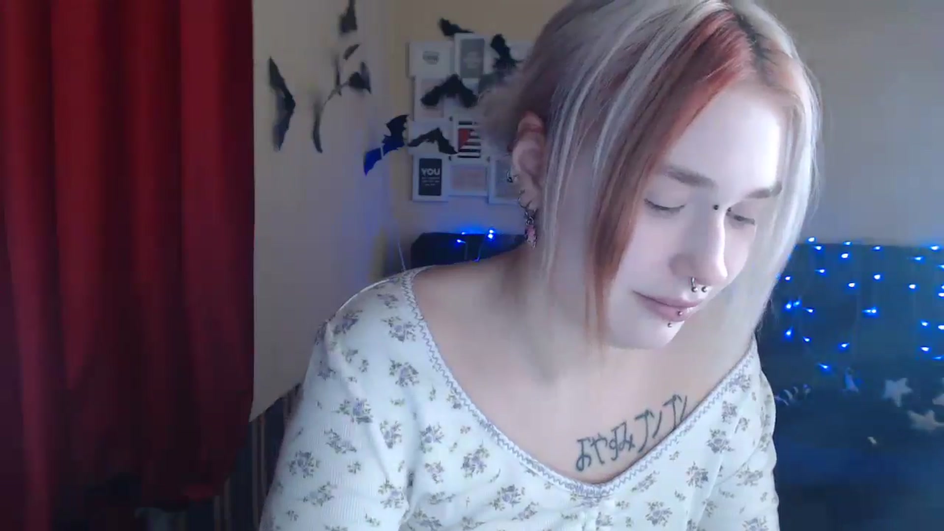 Gallery image thumbnail from Killinna's myfreecams stream on, 11/17/2024, 15:38 image 6 of 20
