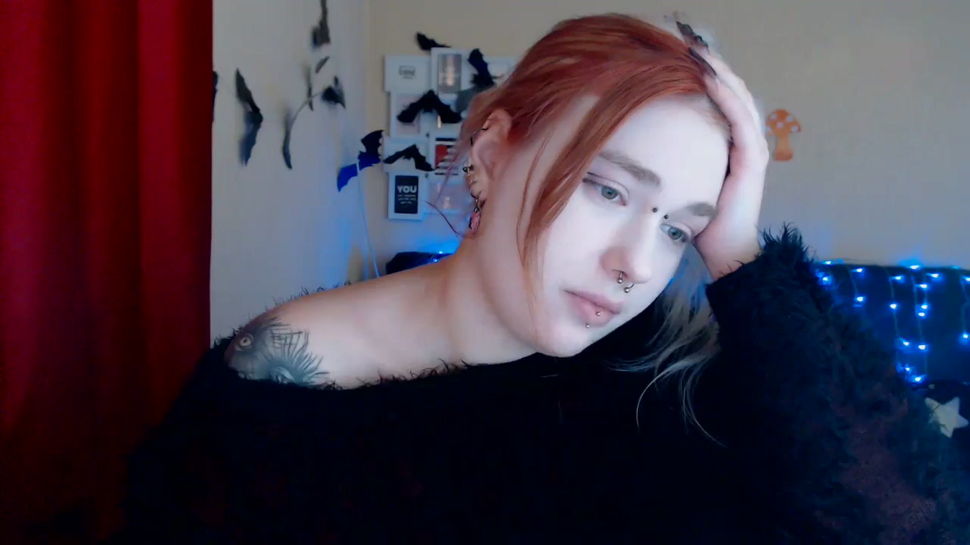 Gallery image thumbnail from Killinna's myfreecams stream on, 11/20/2024, 15:16 image 18 of 20