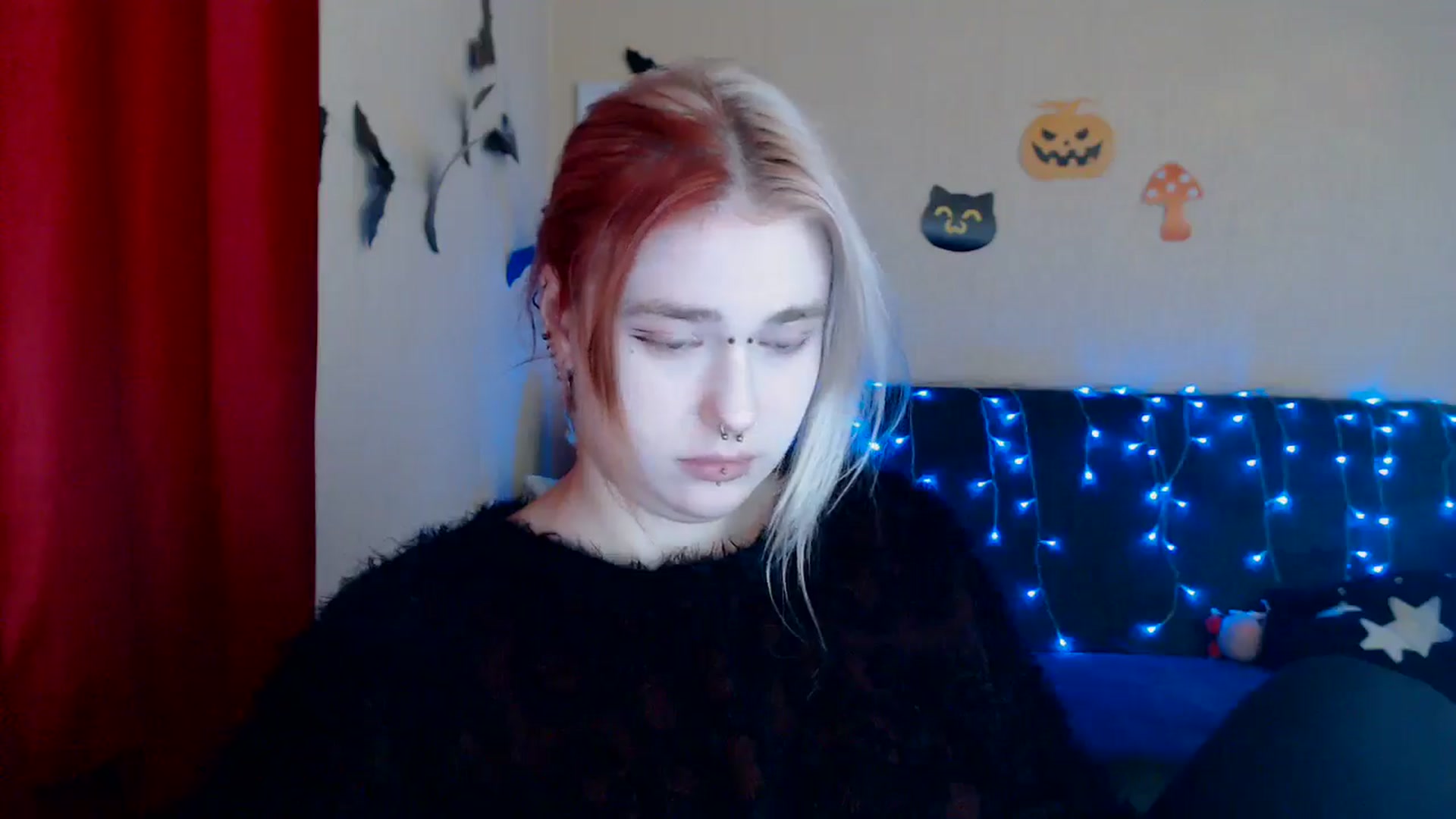 Gallery image thumbnail from Killinna's myfreecams stream on, 11/20/2024, 15:16 image 10 of 20