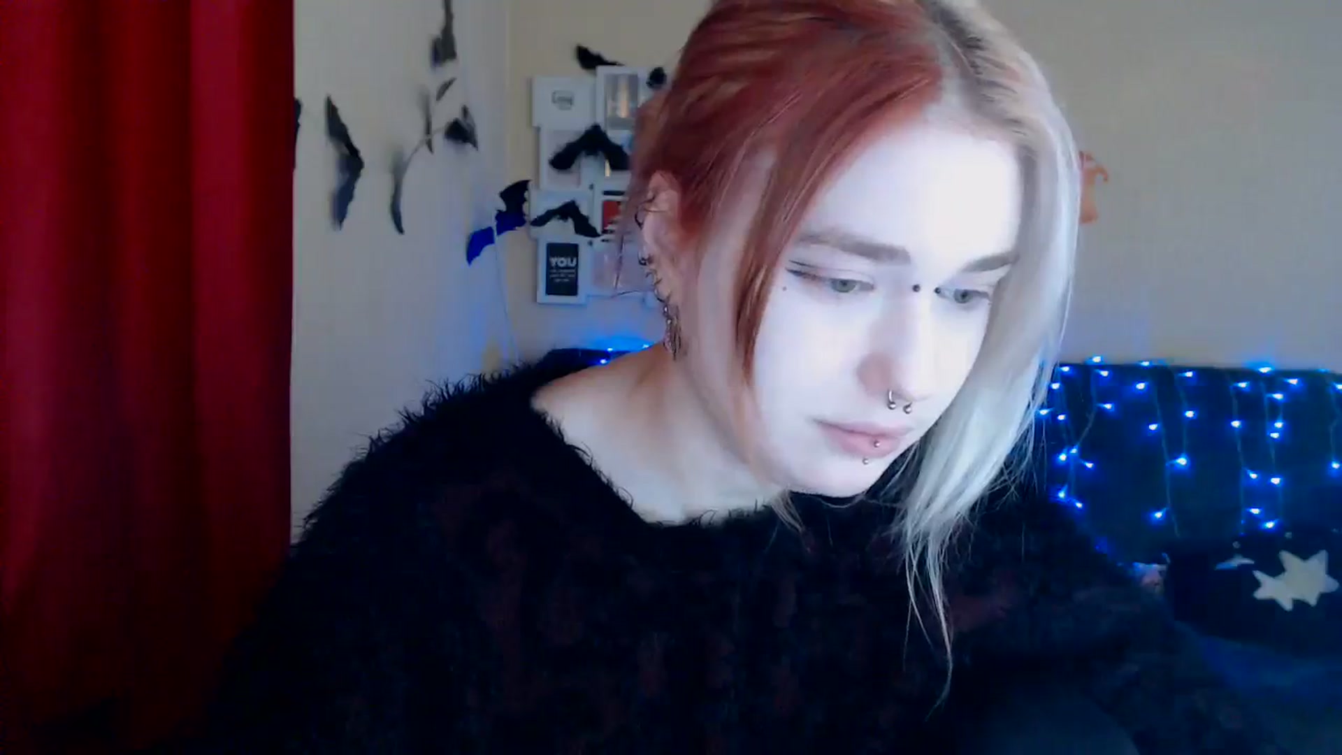 Gallery image thumbnail from Killinna's myfreecams stream on, 11/20/2024, 15:16 image 14 of 20