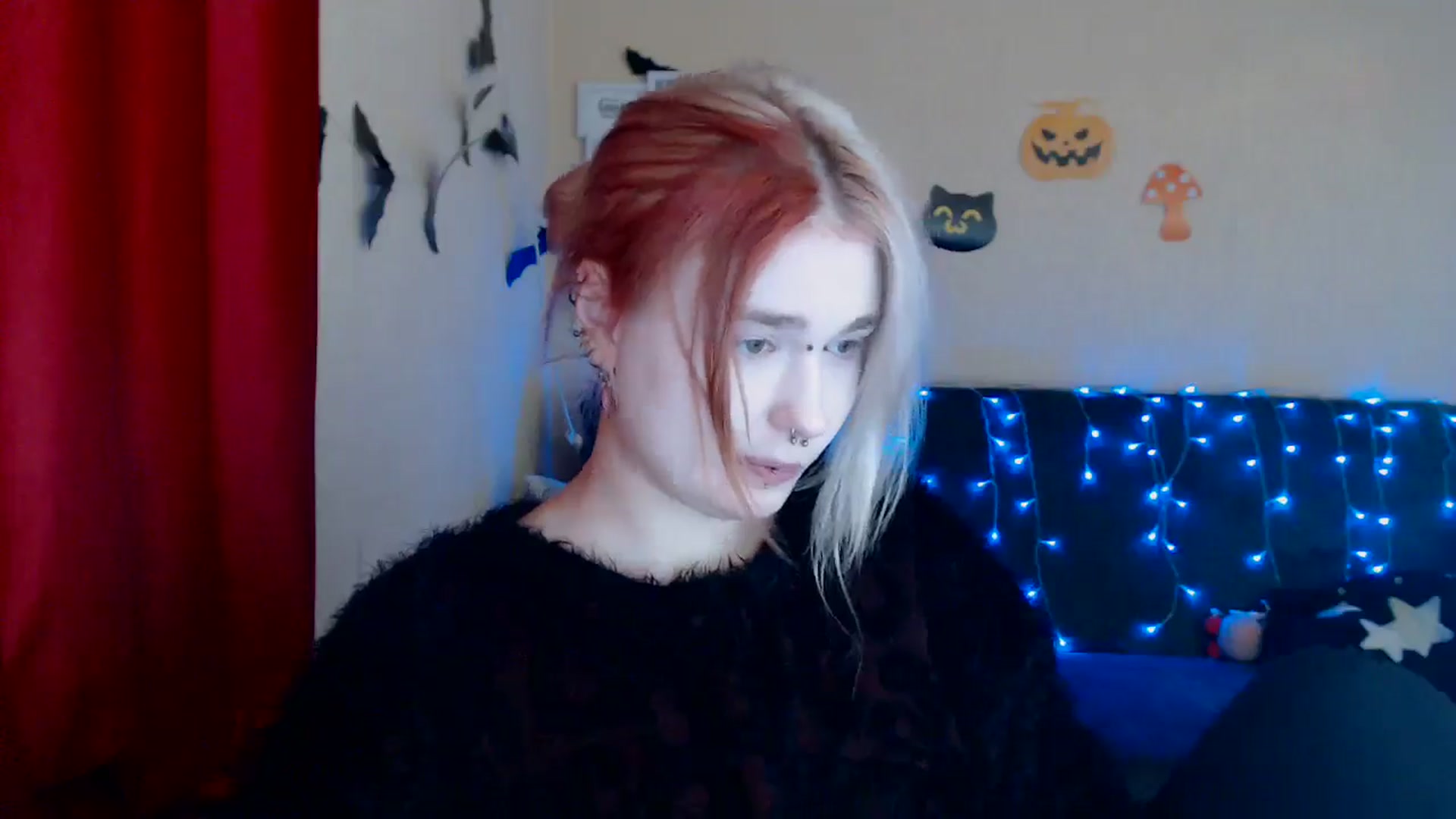 Gallery image thumbnail from Killinna's myfreecams stream on, 11/20/2024, 15:16 image 11 of 20