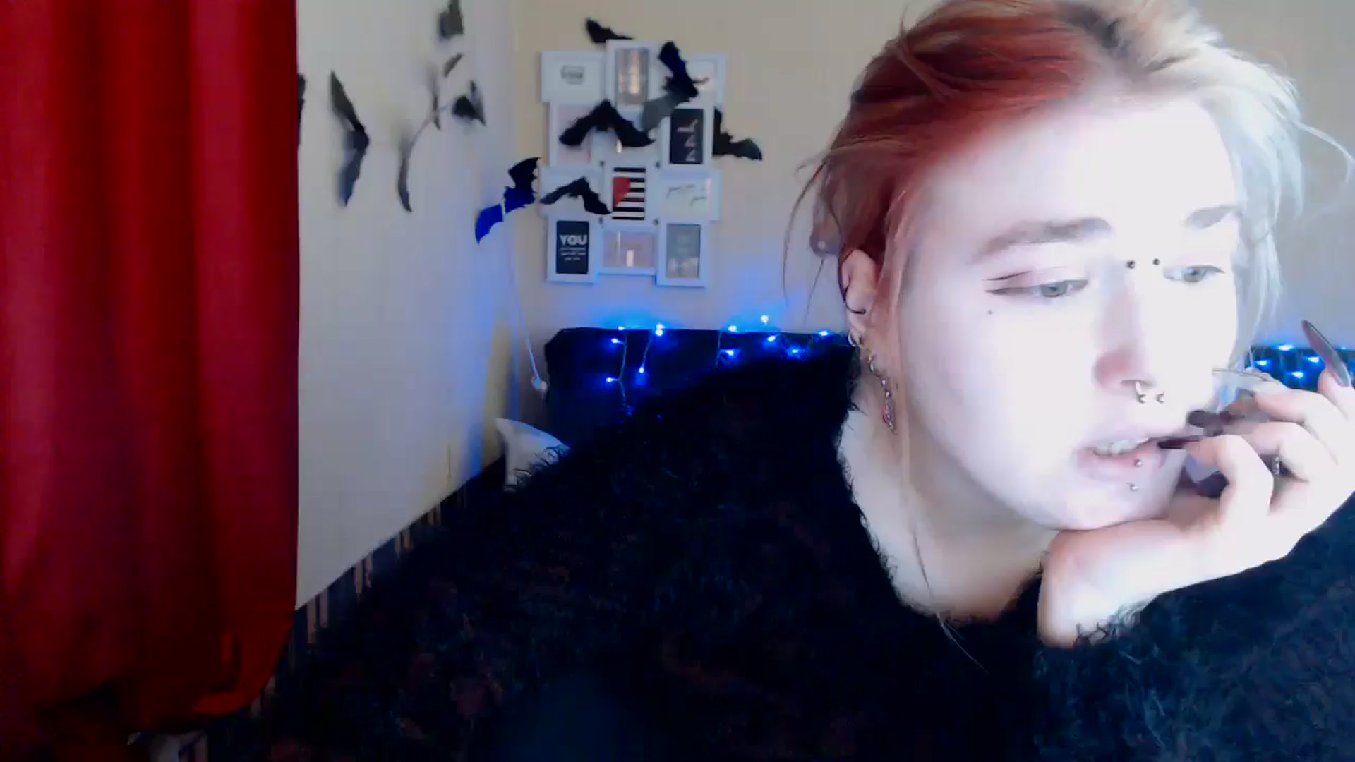 Gallery image thumbnail from Killinna's myfreecams stream on, 11/20/2024, 16:35 image 11 of 20