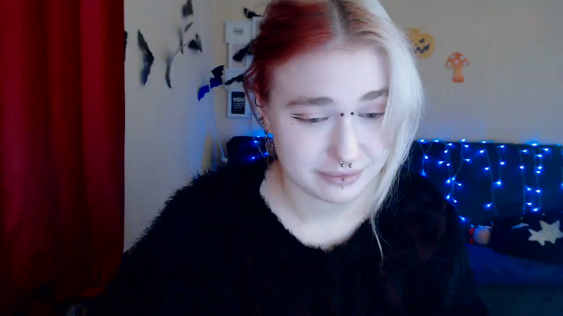 Gallery image thumbnail from Killinna's myfreecams stream on, 11/20/2024, 16:35 image 18 of 20