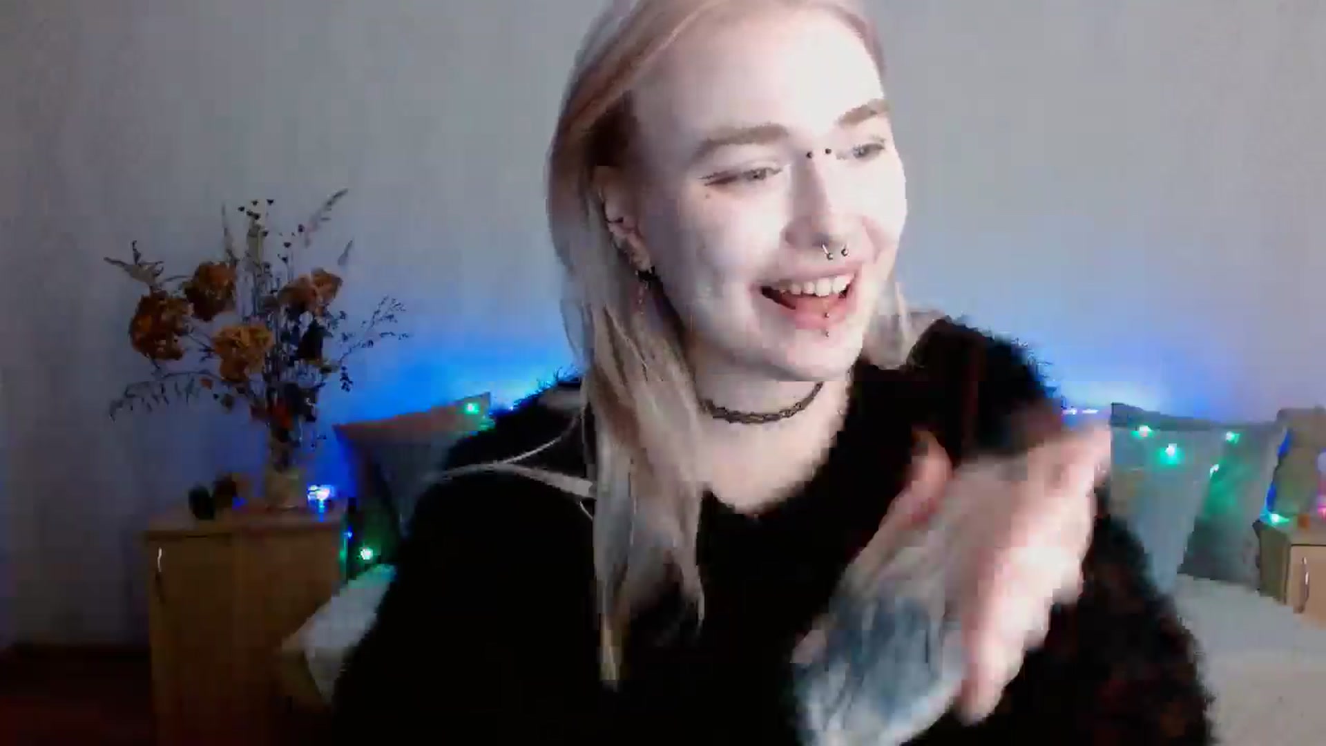 Gallery image thumbnail from Killinna's myfreecams stream on, 11/24/2024, 16:06 image 2 of 20