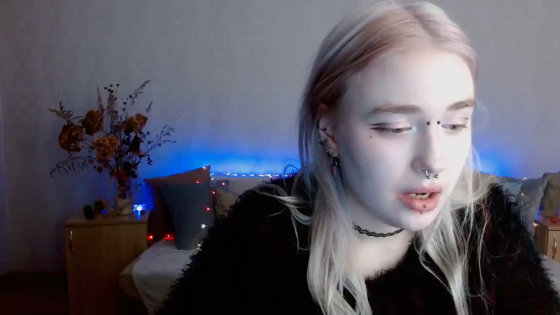 Gallery image thumbnail from Killinna's myfreecams stream on, 11/24/2024, 16:06 image 1 of 20