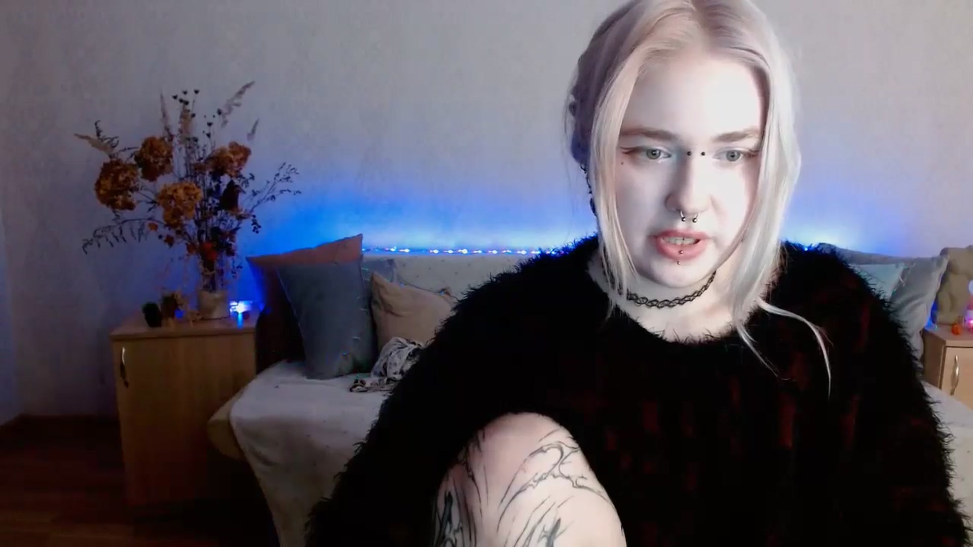 Gallery image thumbnail from Killinna's myfreecams stream on, 11/24/2024, 16:06 image 14 of 20