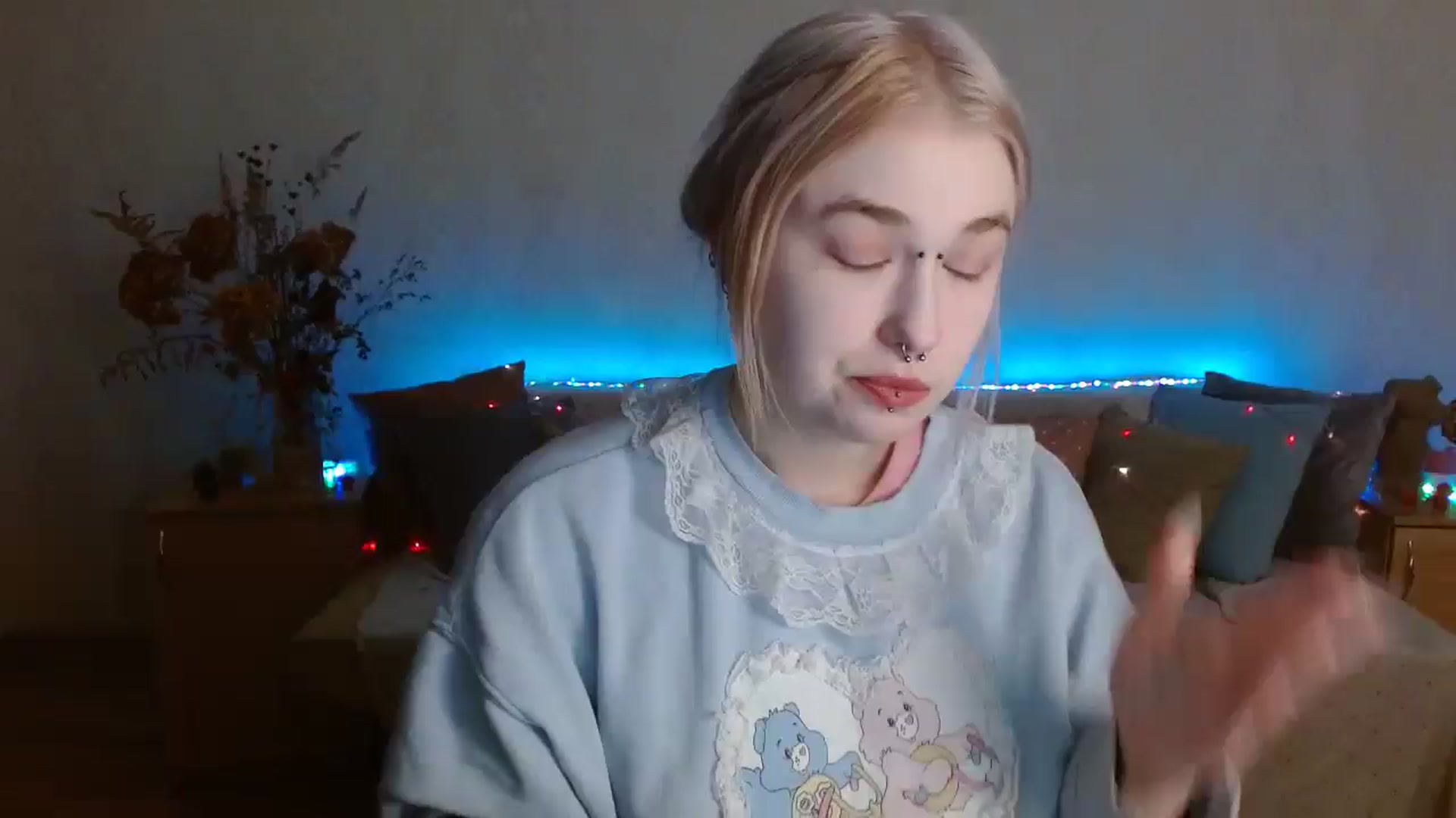 Gallery image thumbnail from Killinna's myfreecams stream on, 11/28/2024, 18:12 image 11 of 20