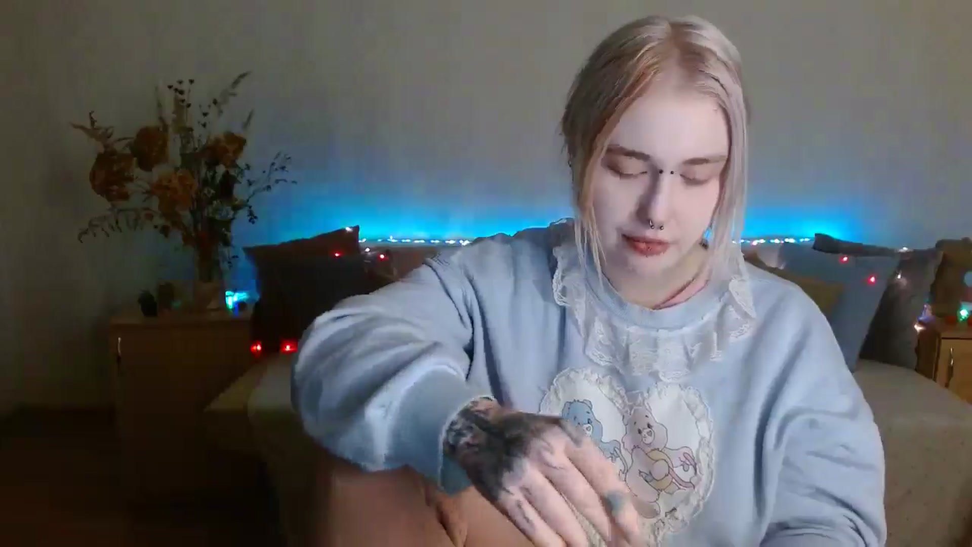 Gallery image thumbnail from Killinna's myfreecams stream on, 11/28/2024, 18:12 image 14 of 20