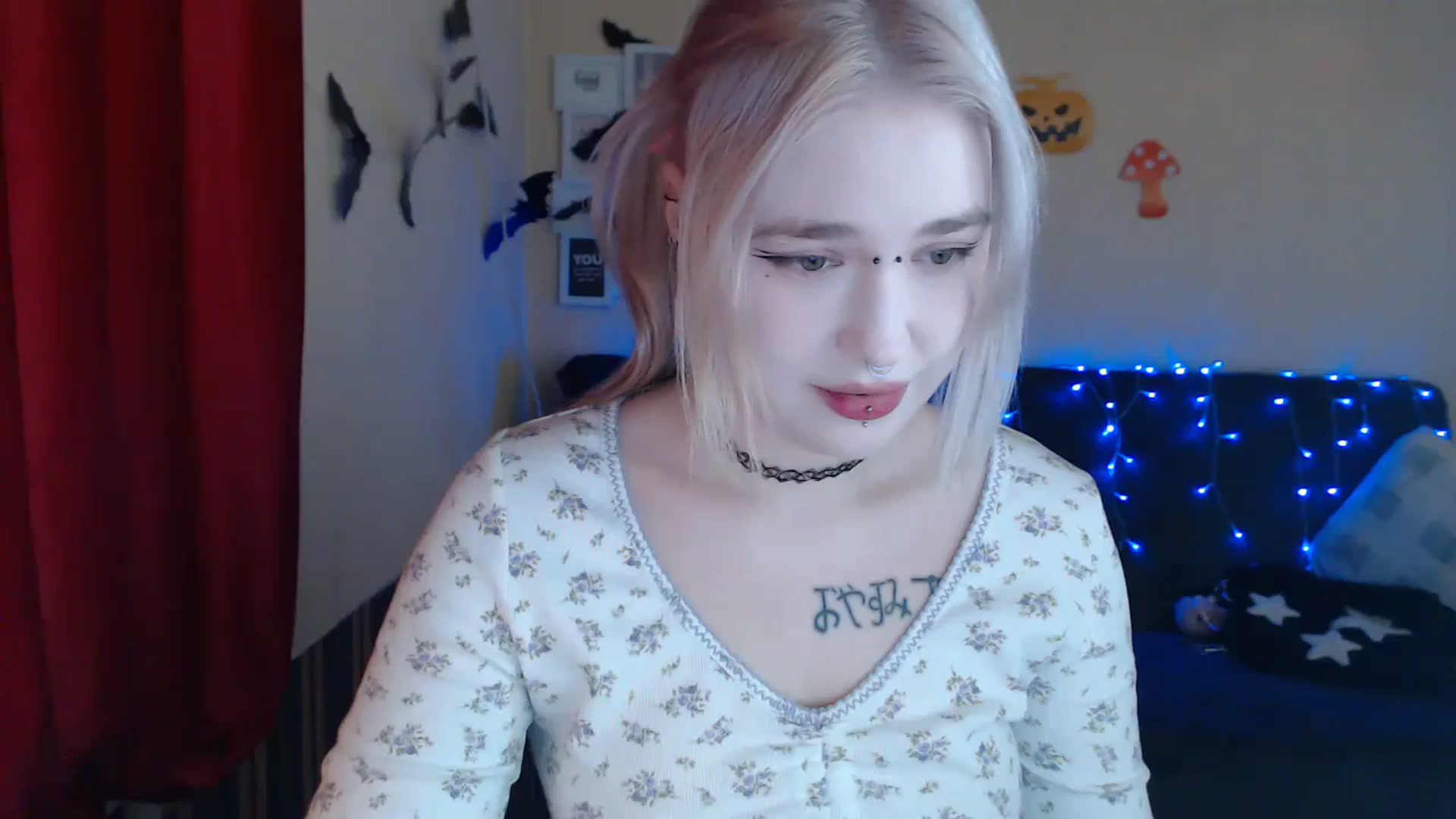 Gallery image thumbnail from Killinna's myfreecams stream on, 11/30/2024, 13:25 image 13 of 20