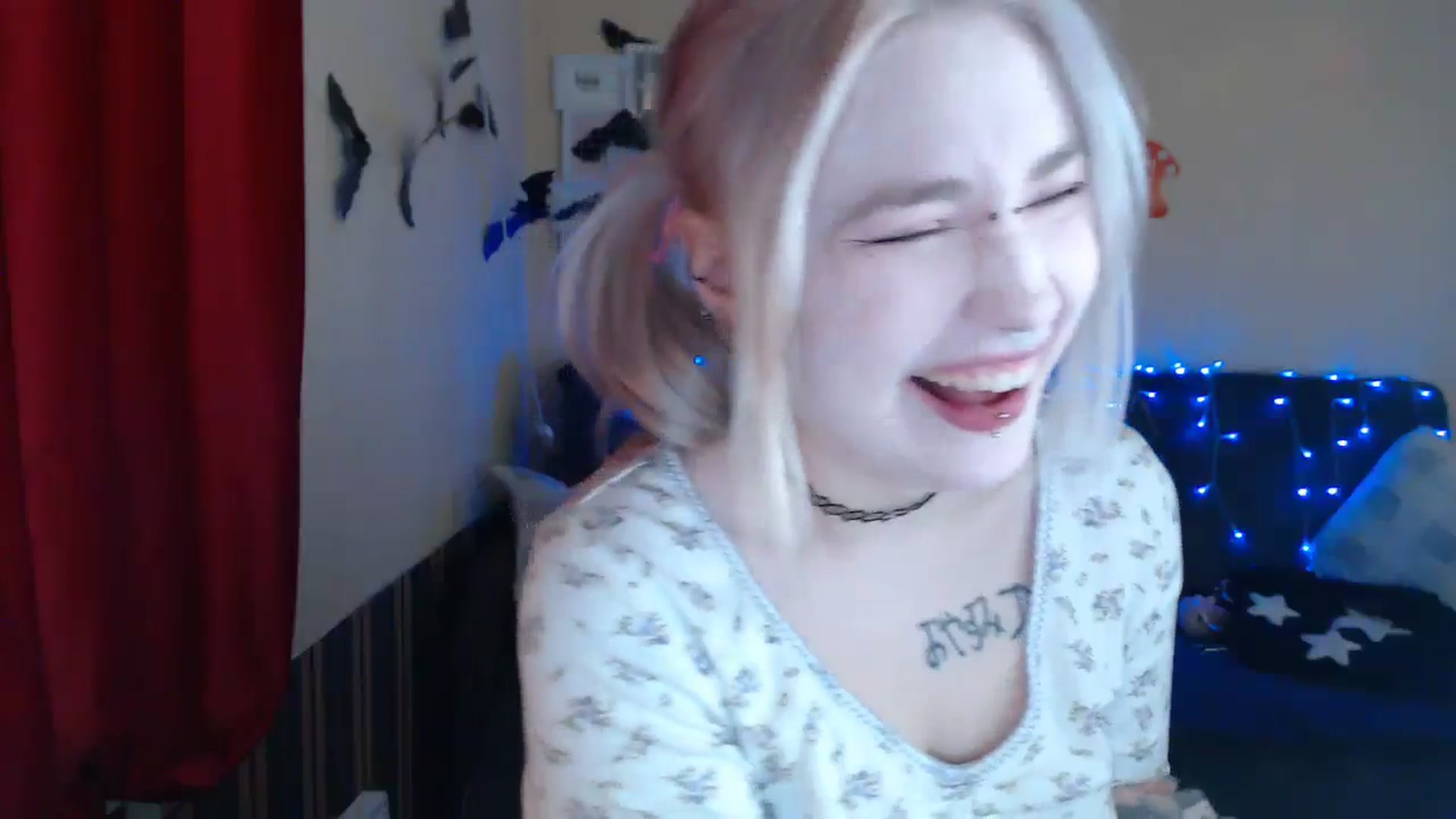 Gallery image thumbnail from Killinna's myfreecams stream on, 11/30/2024, 13:25 image 18 of 20