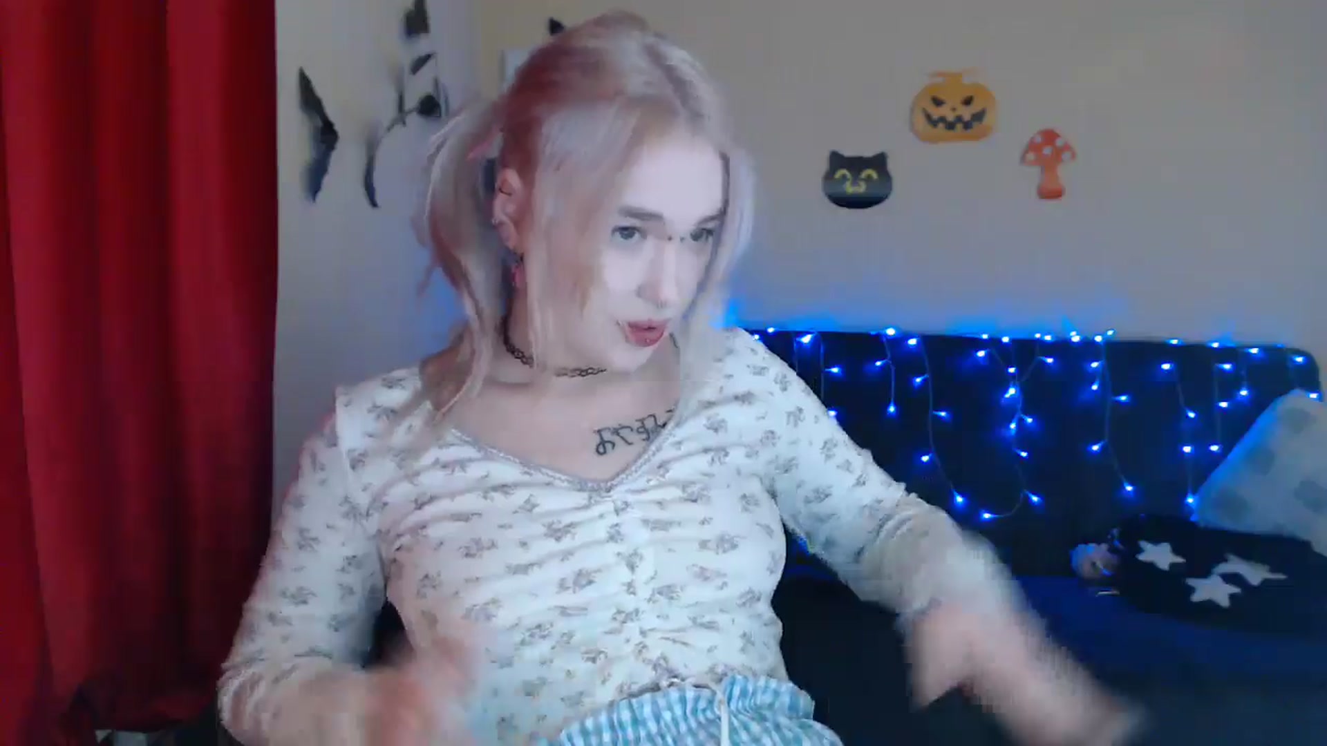 Gallery image thumbnail from Killinna's myfreecams stream on, 11/30/2024, 13:25 image 11 of 20