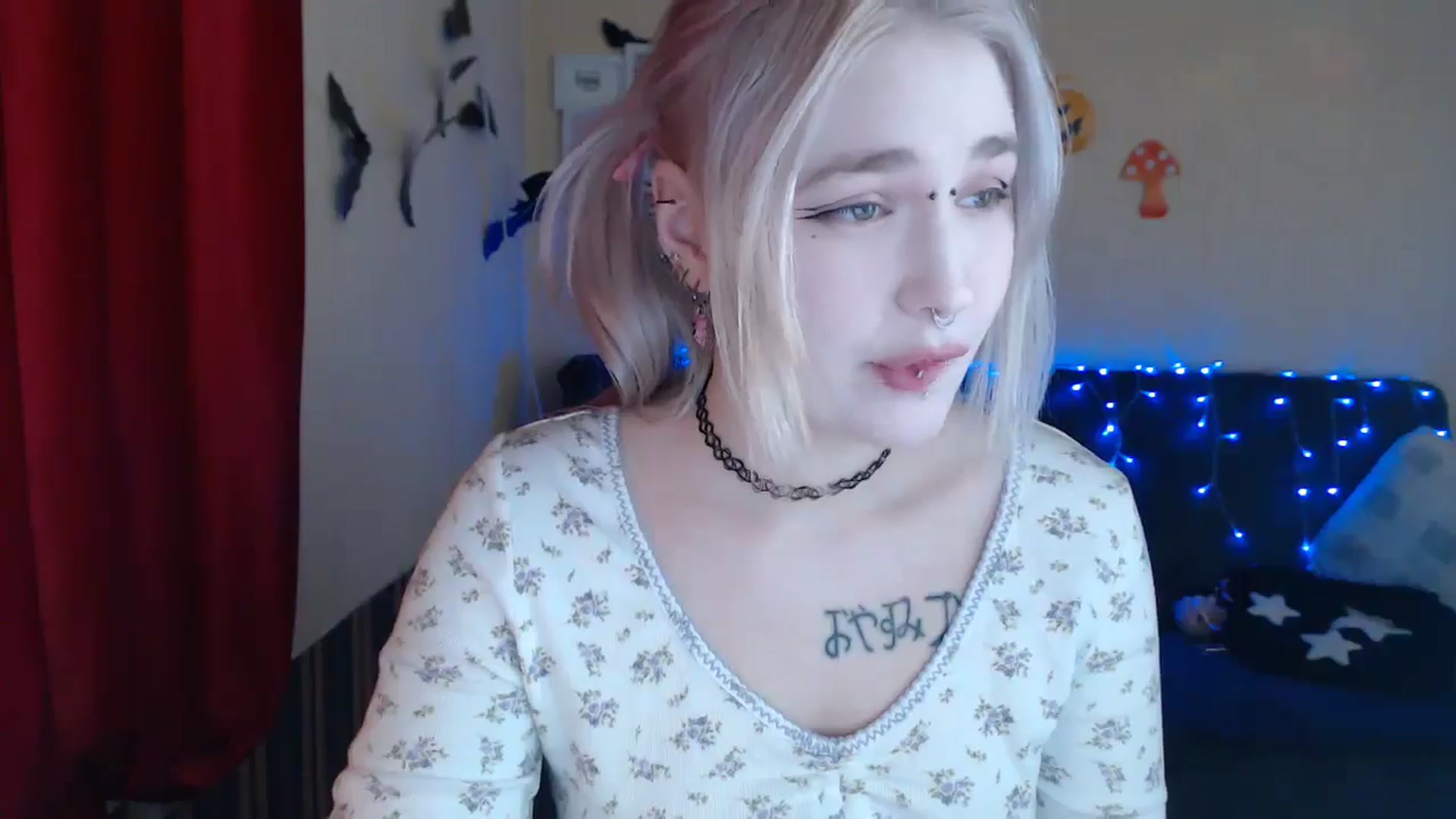 Gallery image thumbnail from Killinna's myfreecams stream on, 11/30/2024, 13:25 image 12 of 20