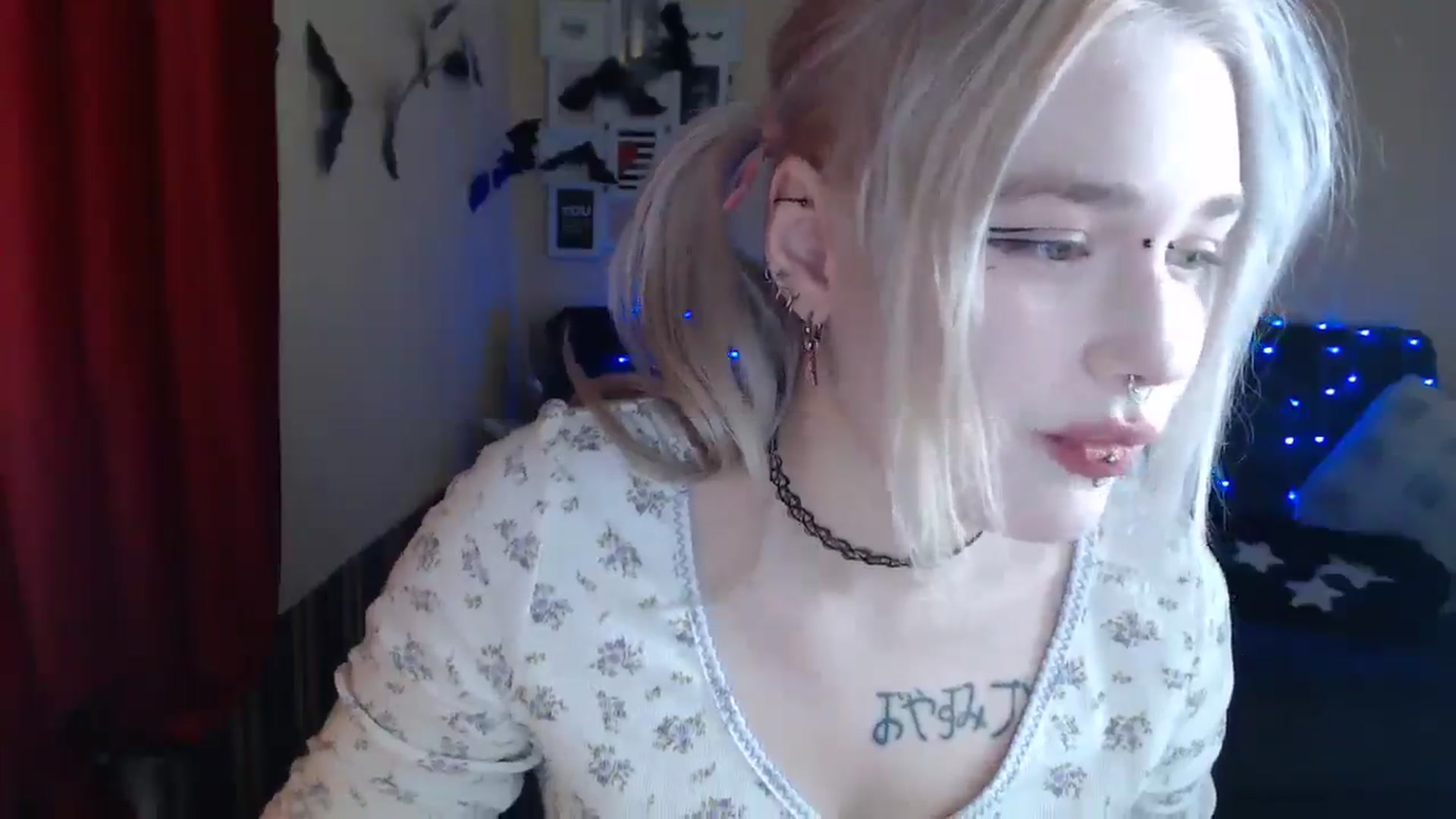 Gallery image thumbnail from Killinna's myfreecams stream on, 11/30/2024, 15:49 image 11 of 20