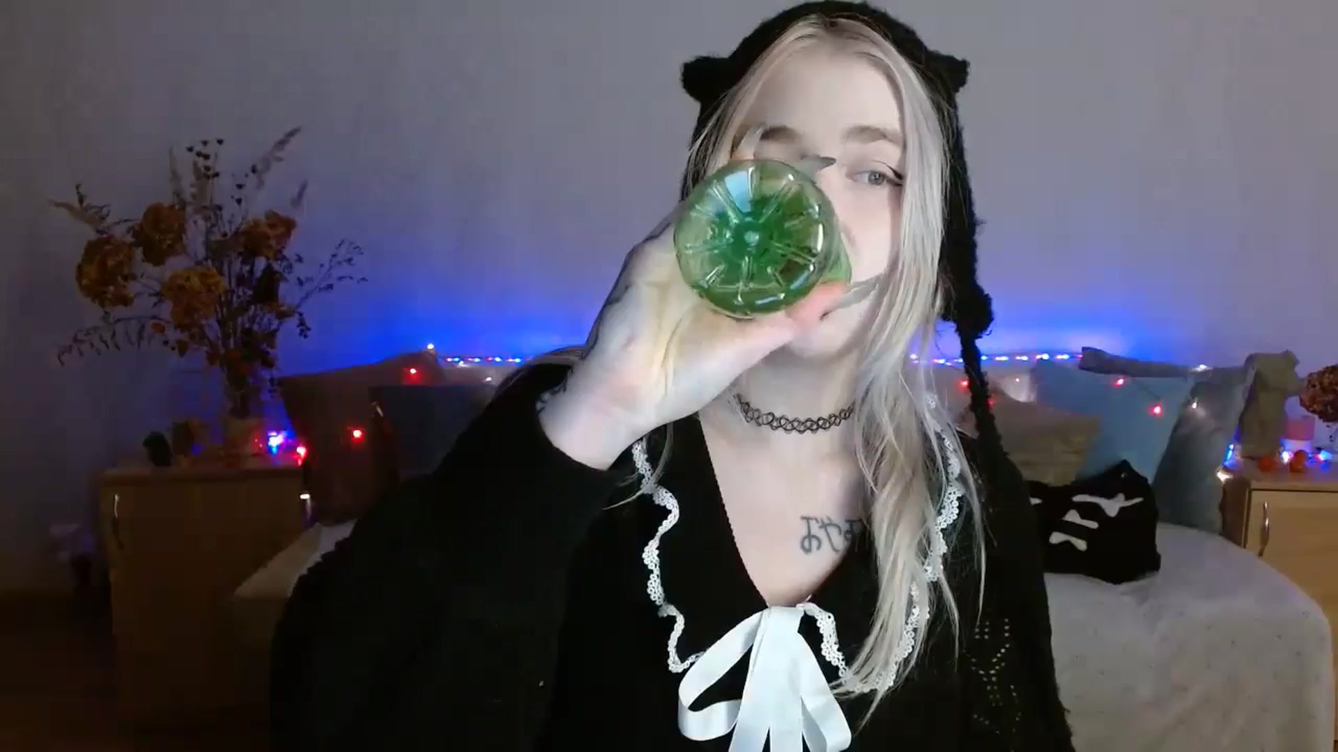 Gallery image thumbnail from Killinna's myfreecams stream on, 12/01/2024, 16:02 image 6 of 20