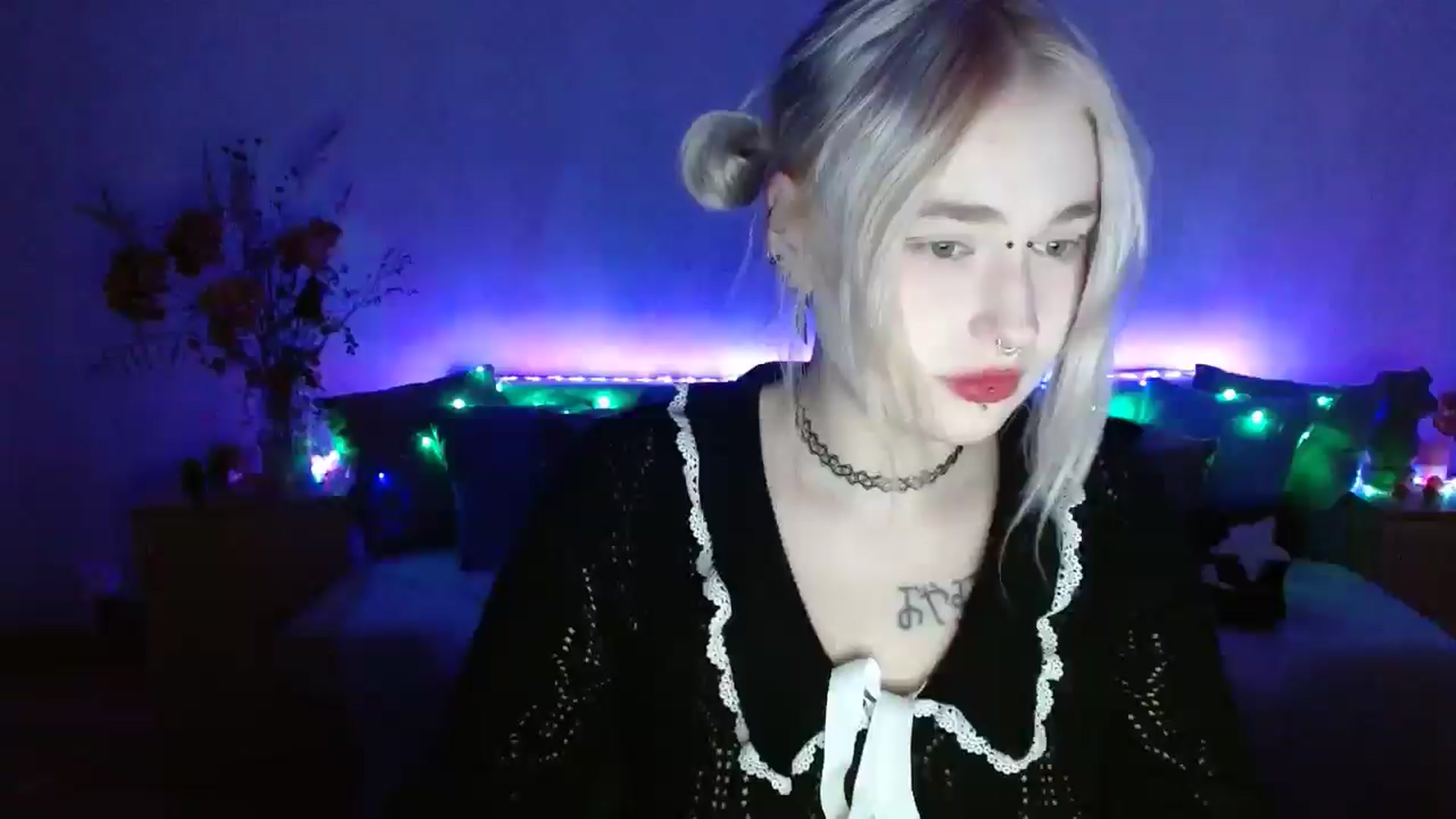 Gallery image thumbnail from Killinna's myfreecams stream on, 12/01/2024, 18:23 image 5 of 20