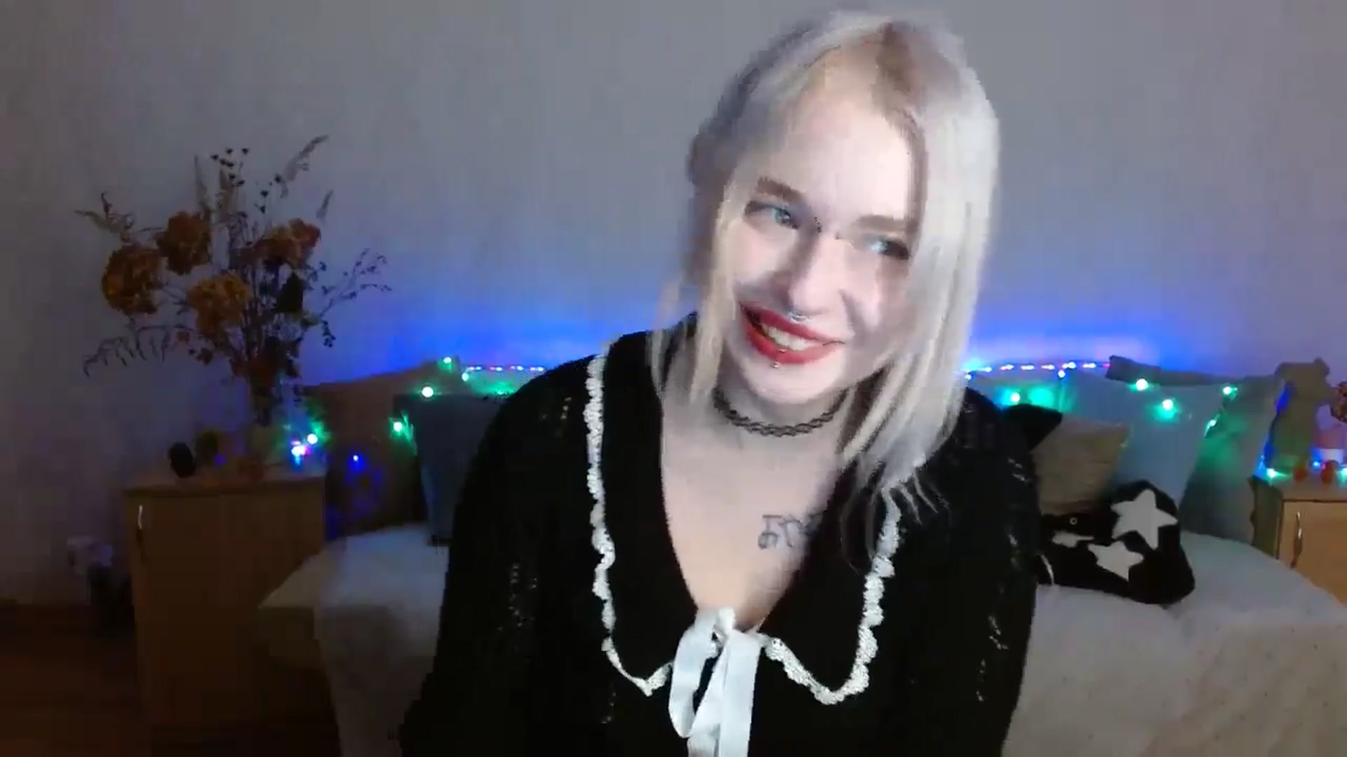 Gallery image thumbnail from Killinna's myfreecams stream on, 12/01/2024, 18:23 image 15 of 20