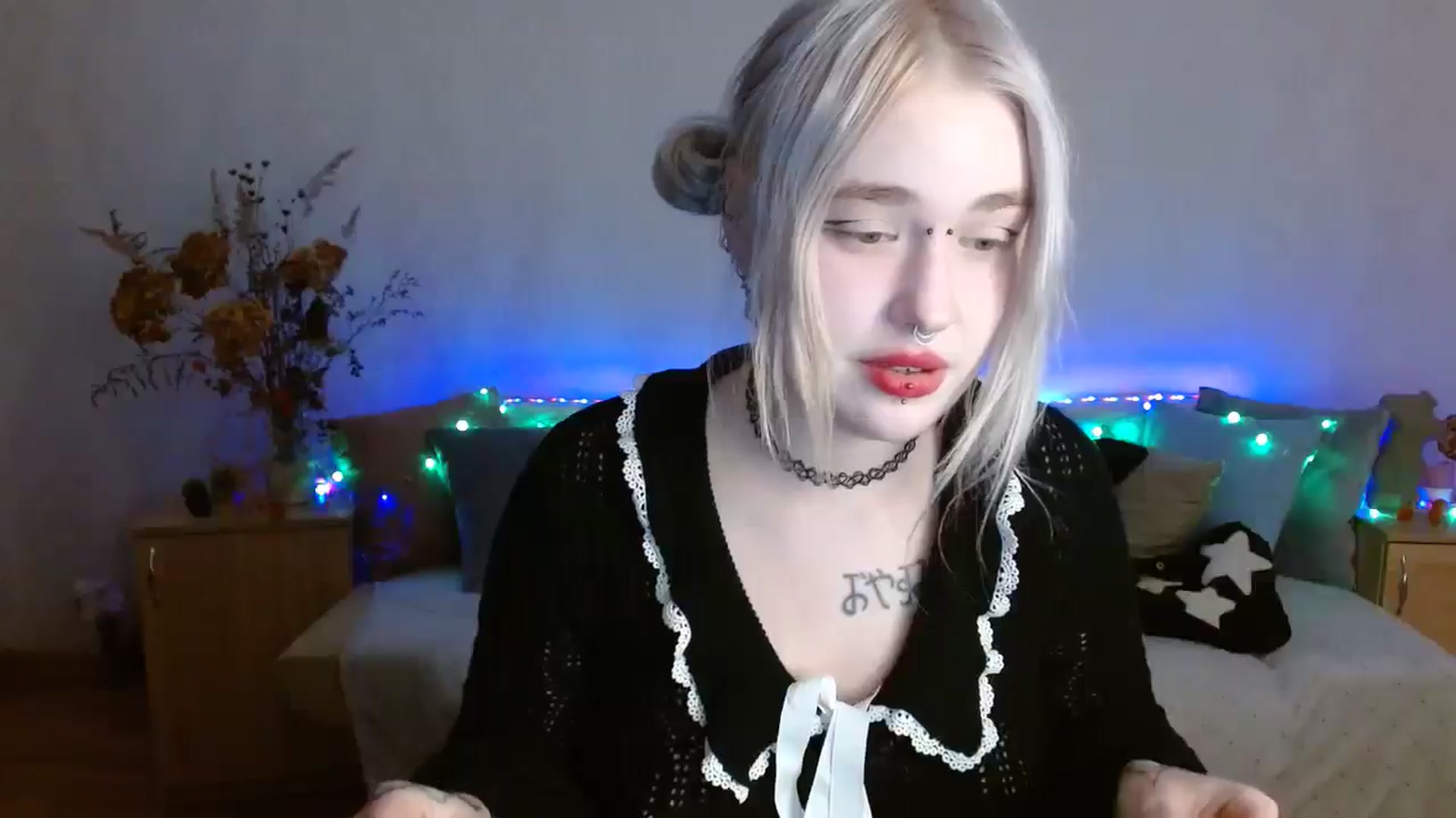 Gallery image thumbnail from Killinna's myfreecams stream on, 12/01/2024, 18:23 image 16 of 20