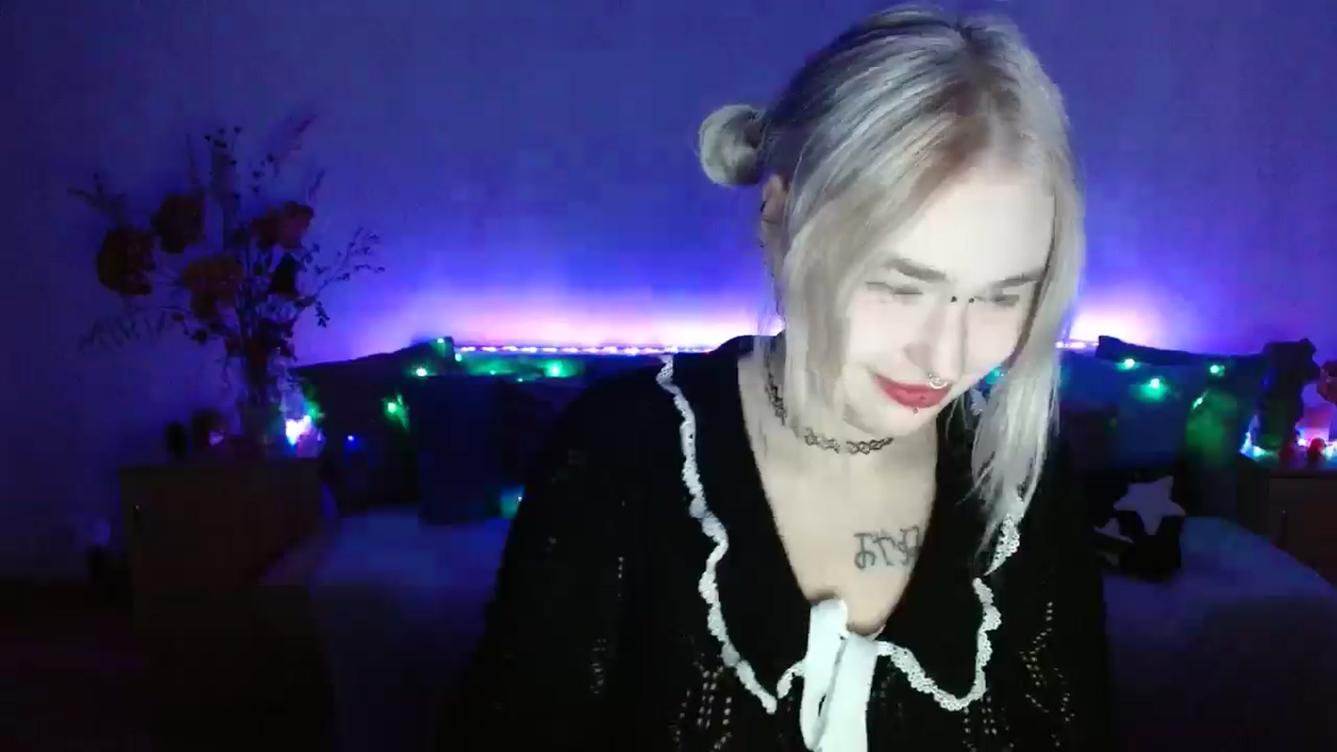 Gallery image thumbnail from Killinna's myfreecams stream on, 12/01/2024, 18:23 image 4 of 20