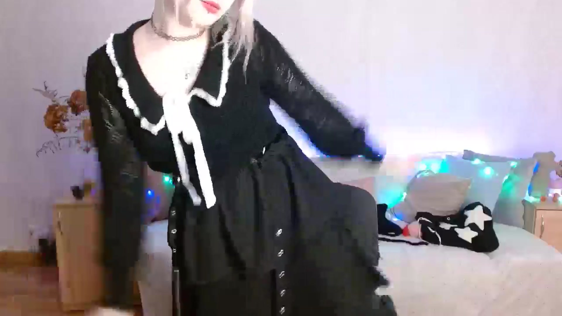 Gallery image thumbnail from Killinna's myfreecams stream on, 12/01/2024, 18:23 image 19 of 20