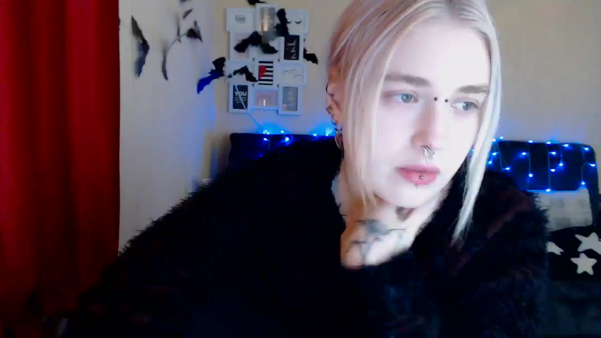Gallery image thumbnail from Killinna's myfreecams stream on, 12/07/2024, 16:01 image 7 of 20