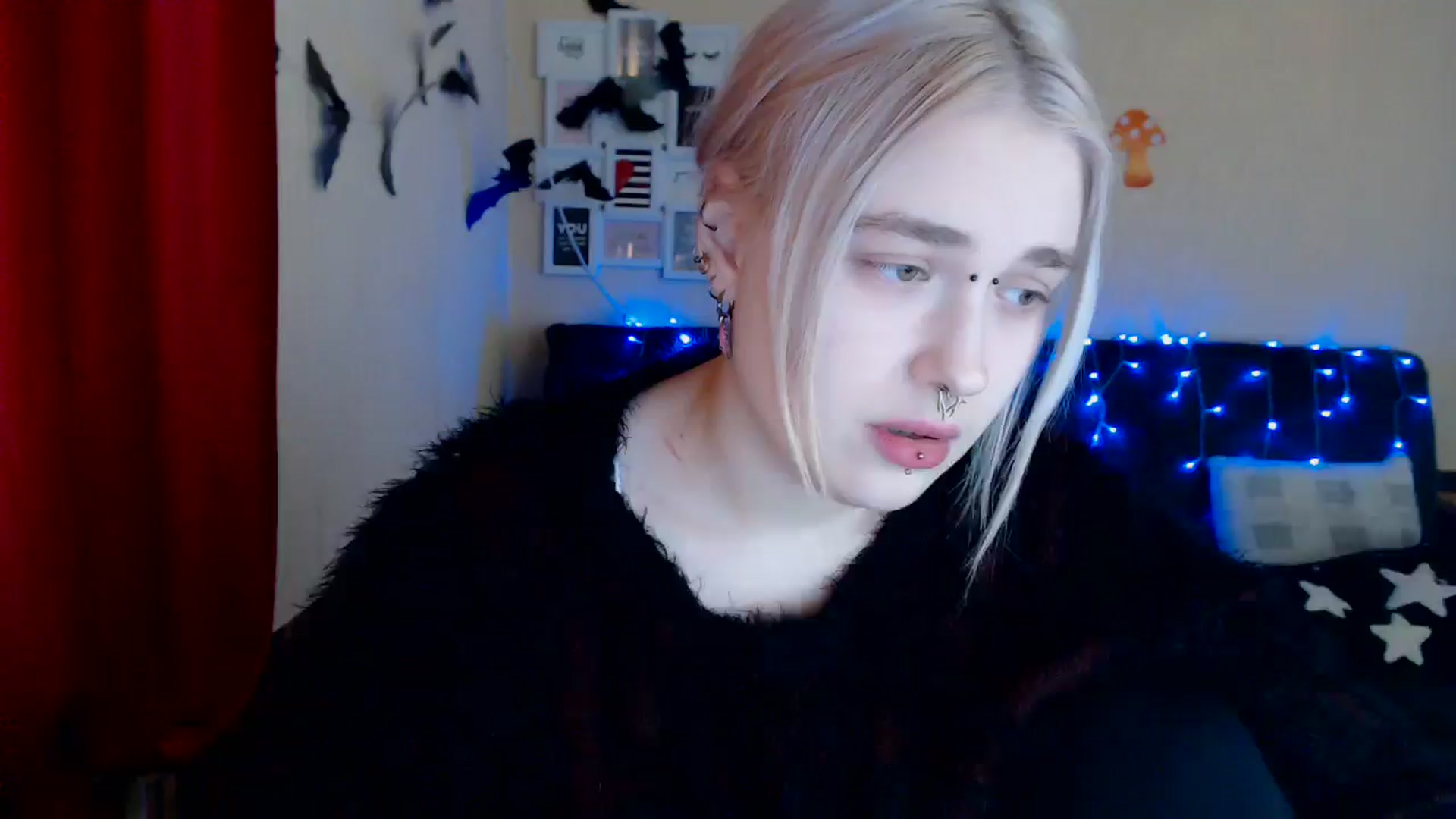 Gallery image thumbnail from Killinna's myfreecams stream on, 12/07/2024, 16:01 image 4 of 20