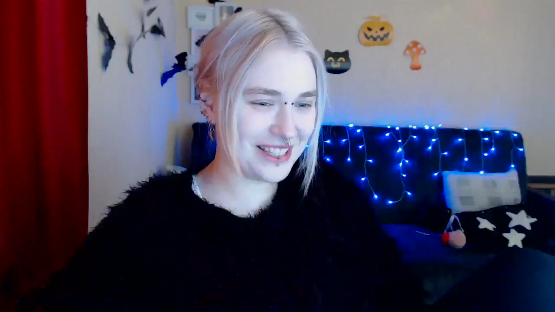 Gallery image thumbnail from Killinna's myfreecams stream on, 12/07/2024, 16:01 image 9 of 20