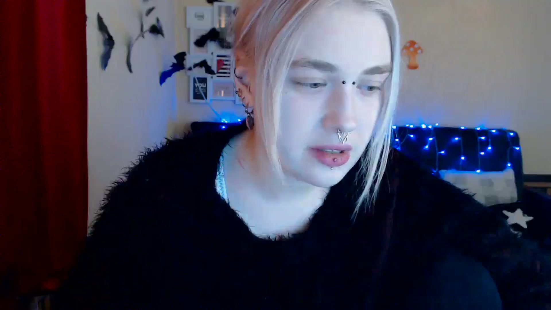 Gallery image thumbnail from Killinna's myfreecams stream on, 12/07/2024, 16:01 image 8 of 20