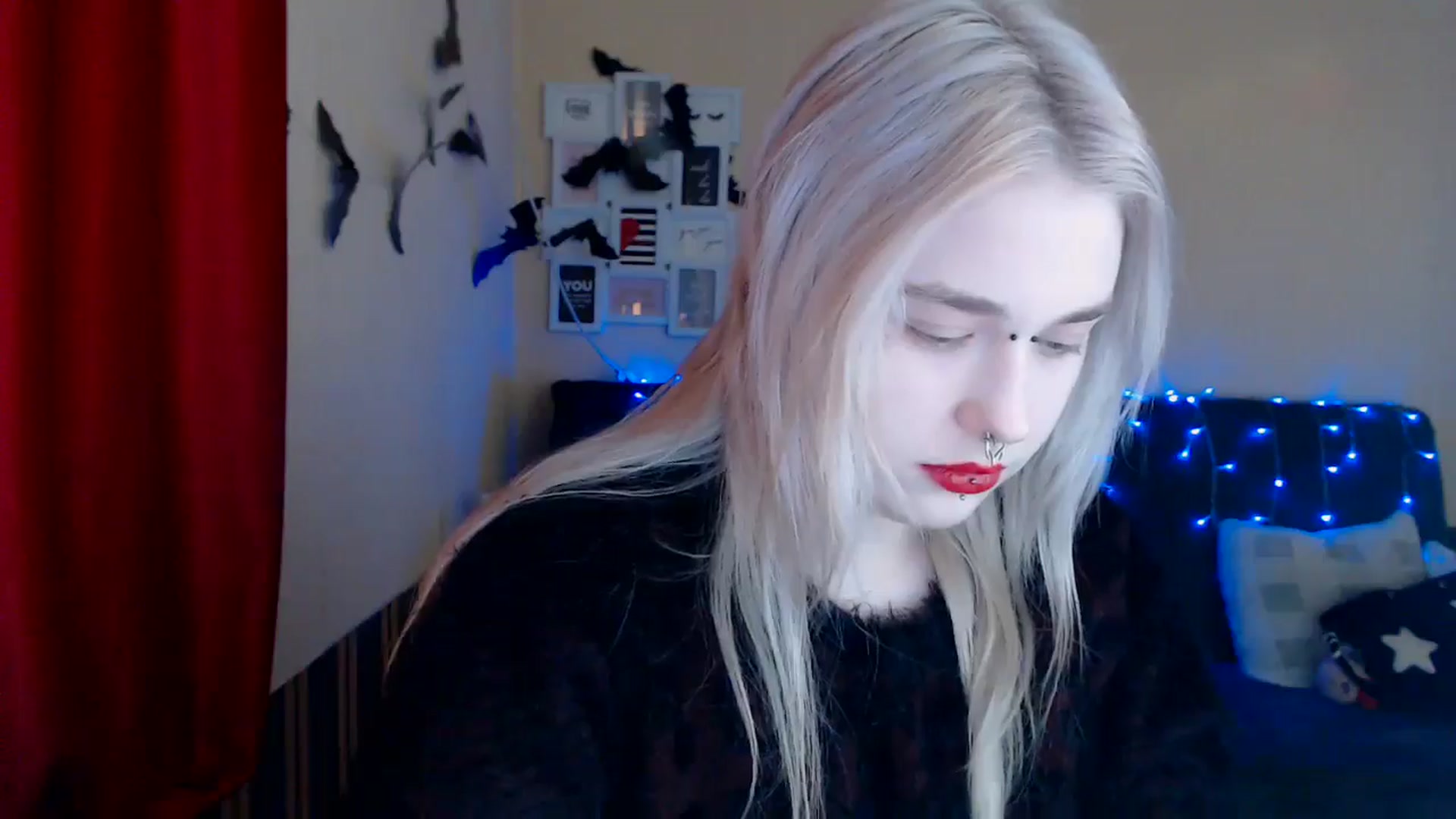Gallery image thumbnail from Killinna's myfreecams stream on, 12/08/2024, 17:00 image 3 of 20